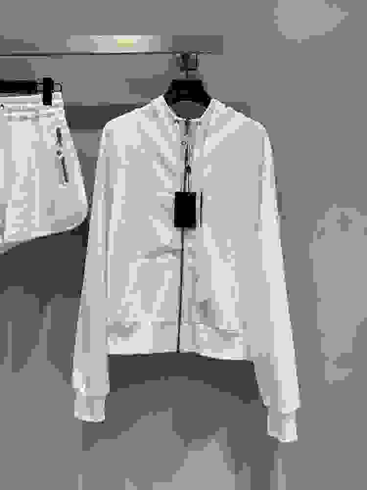 фоновое изображение карточки