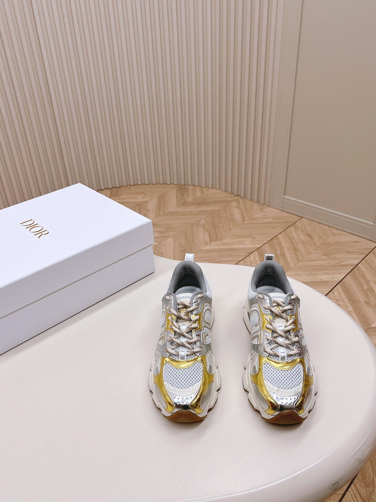 Кроссовки Dior 