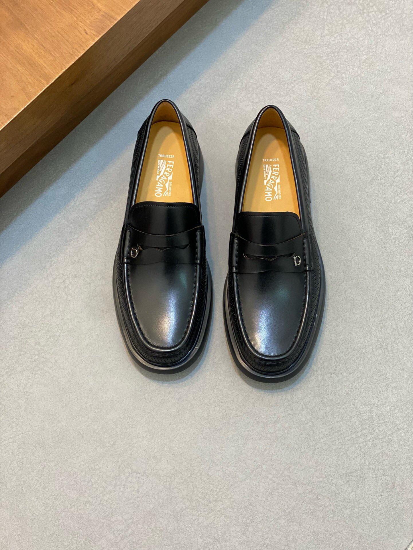 Лоферы Ferragamo