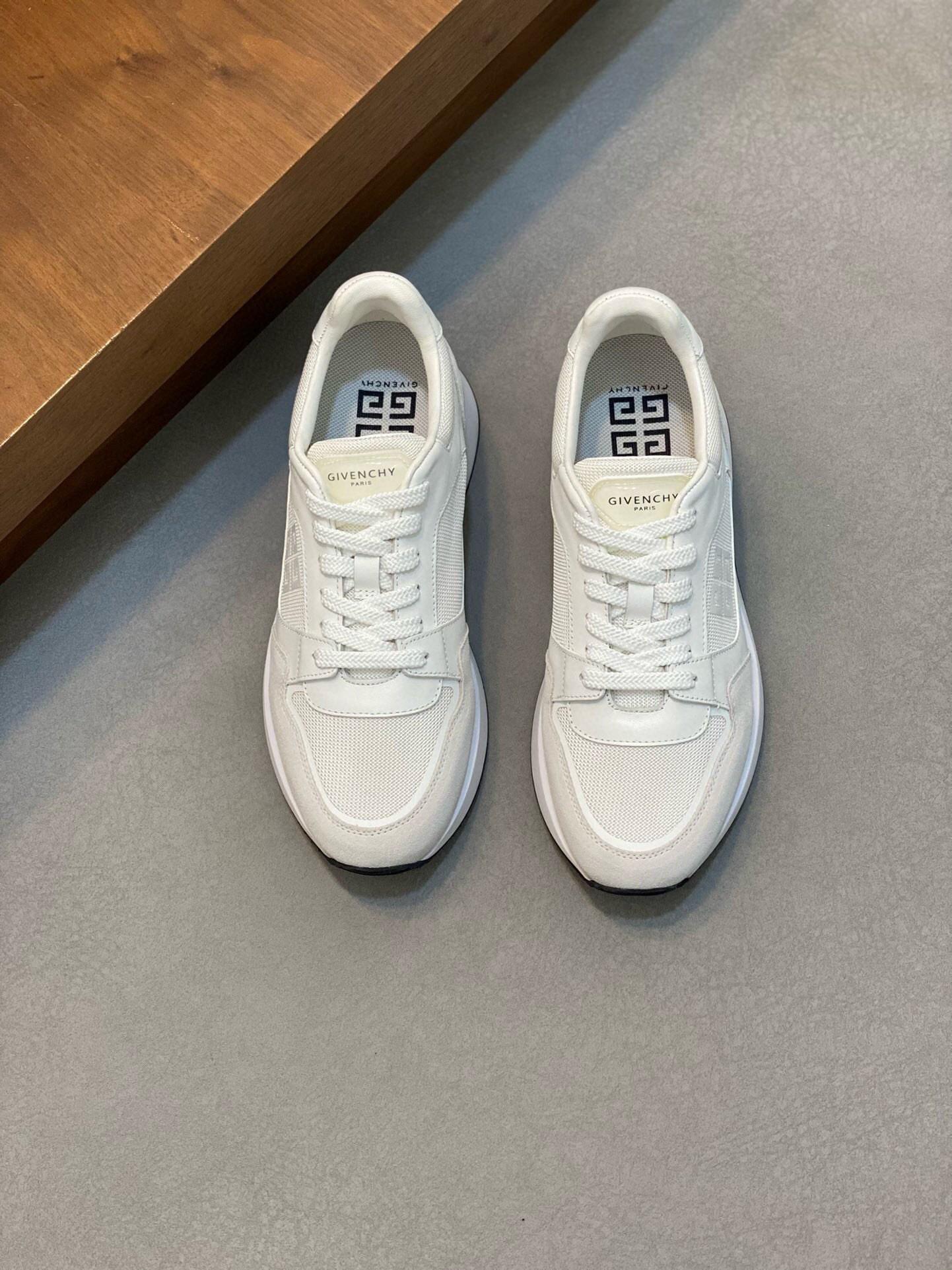 Кроссовки Givenchy 