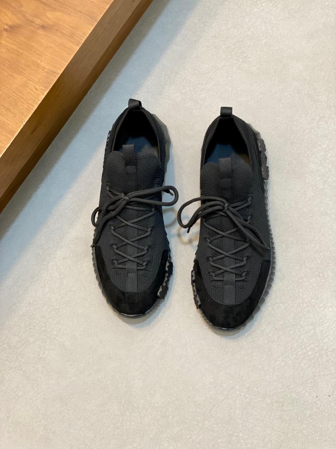 Кроссовки Hermes 