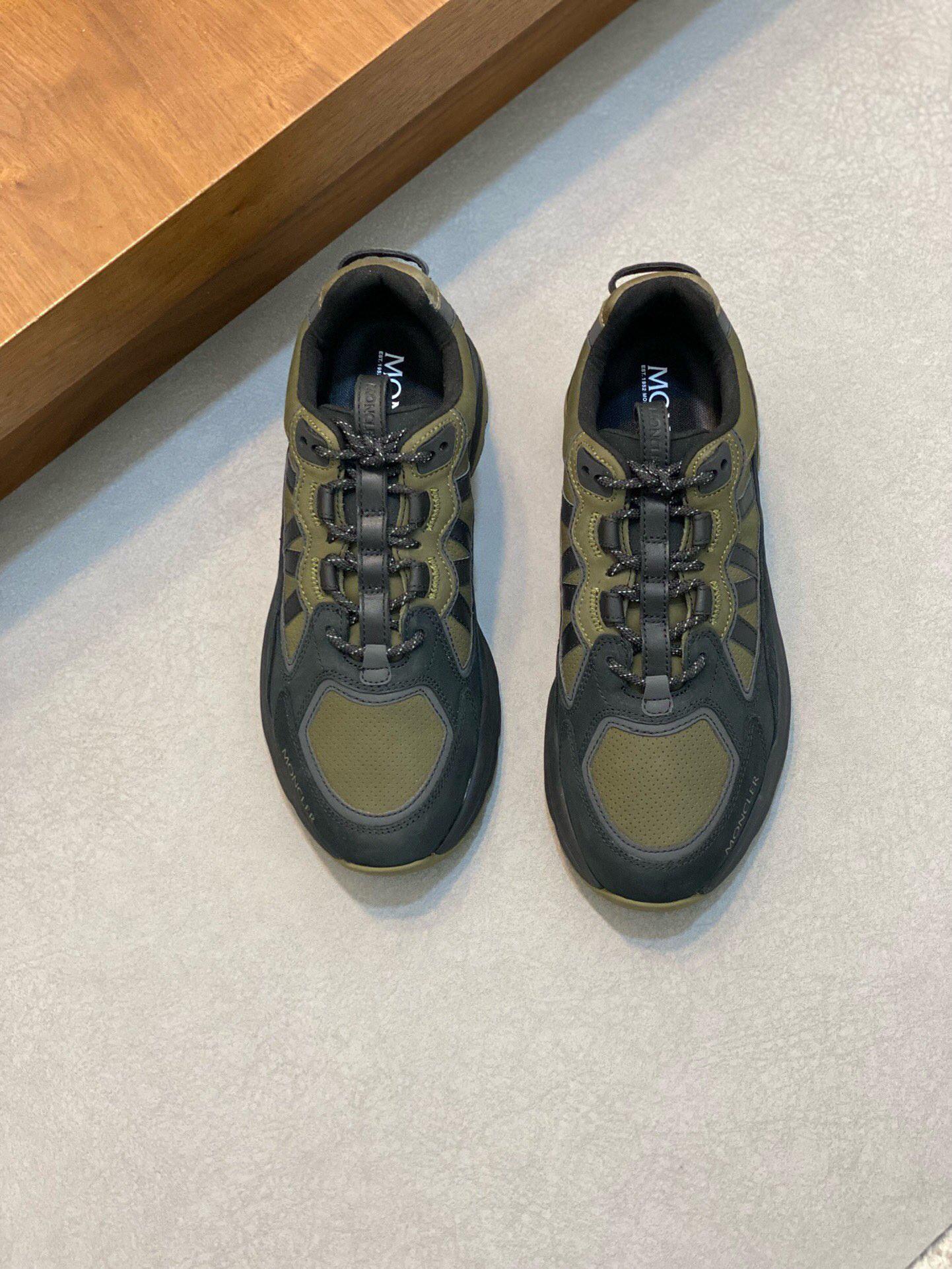 Кроссовки Moncler 