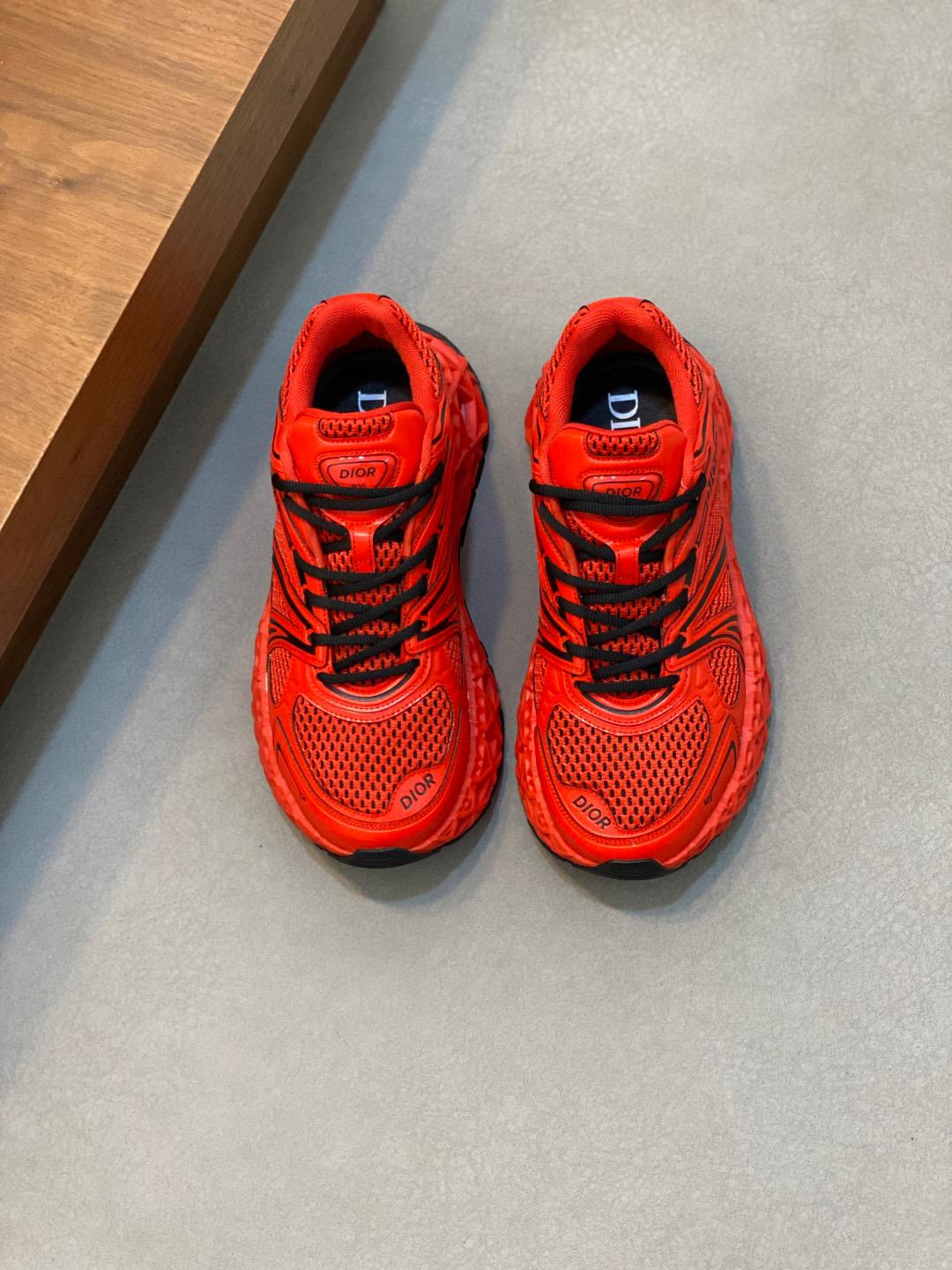 Кроссовки Dior 