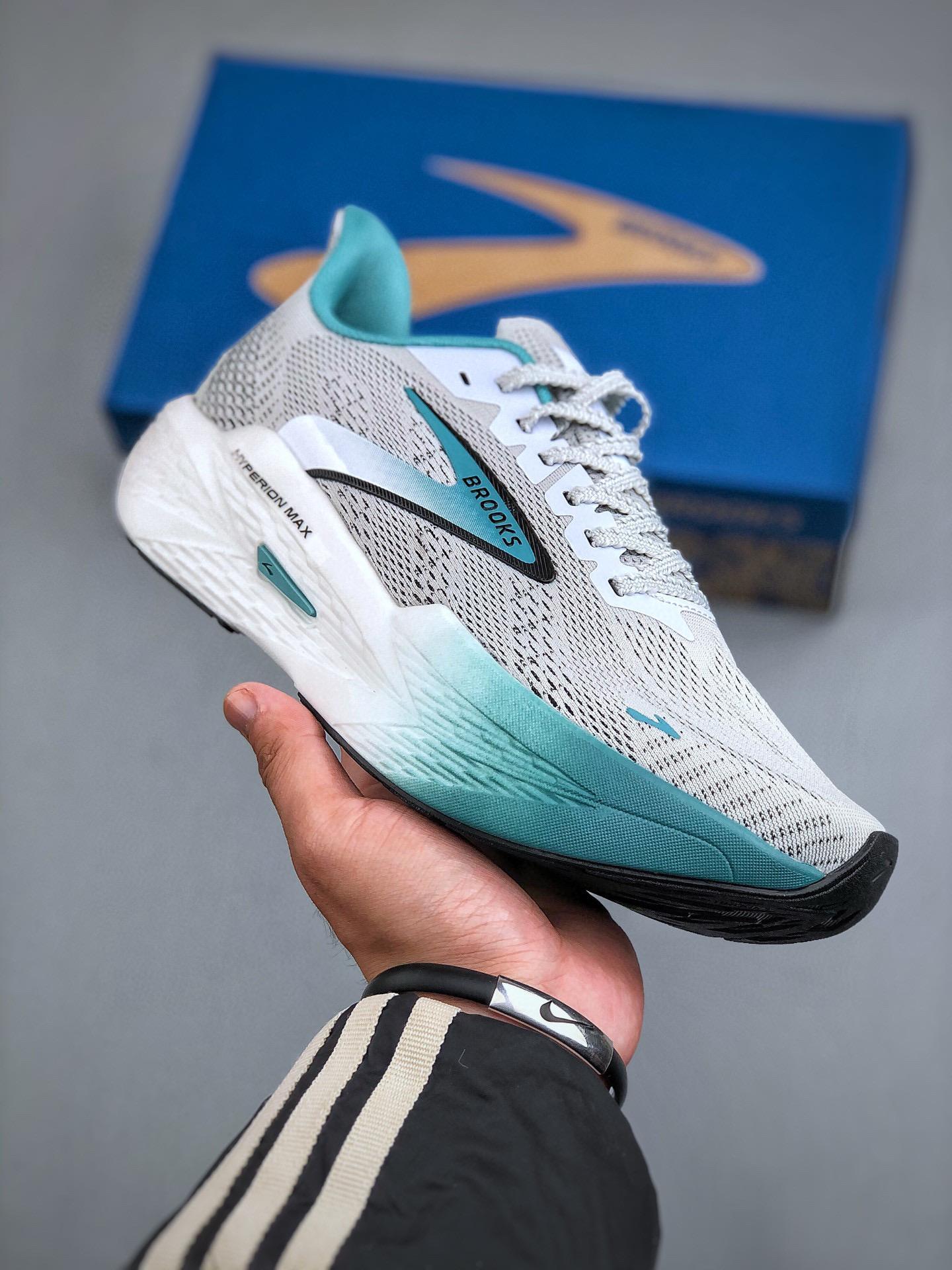 Кроссовки Brooks 