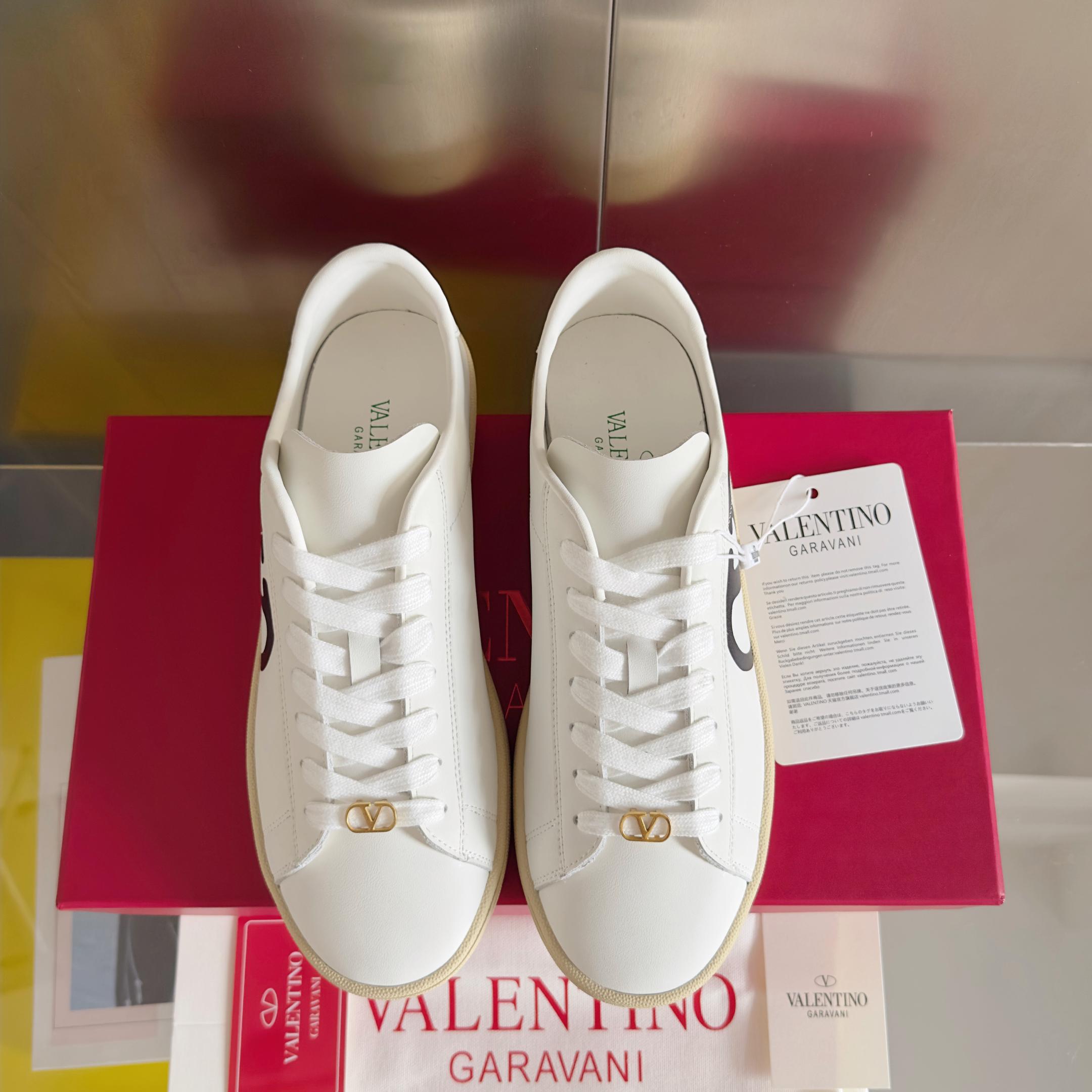 Кеды Valentino