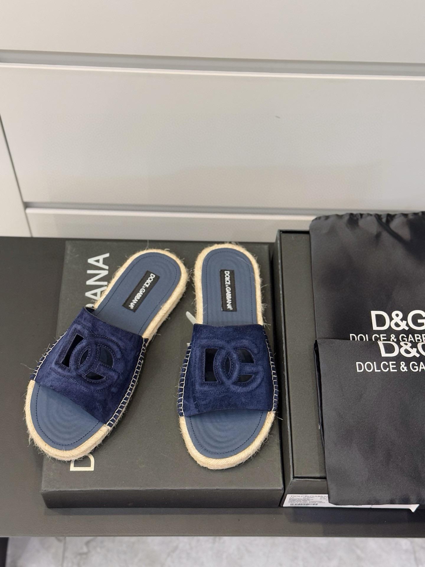 Тапочки Dolce Gabbana 