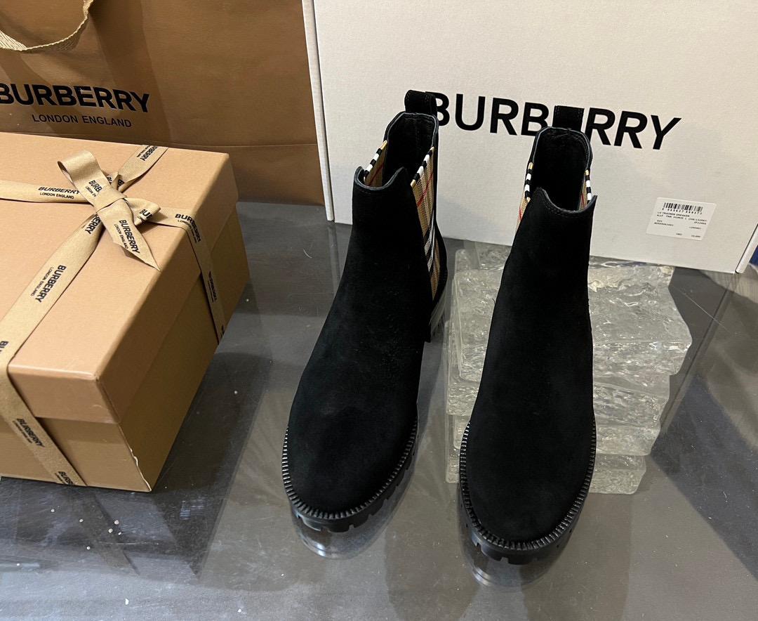 Кожаные сапоги Burberry
