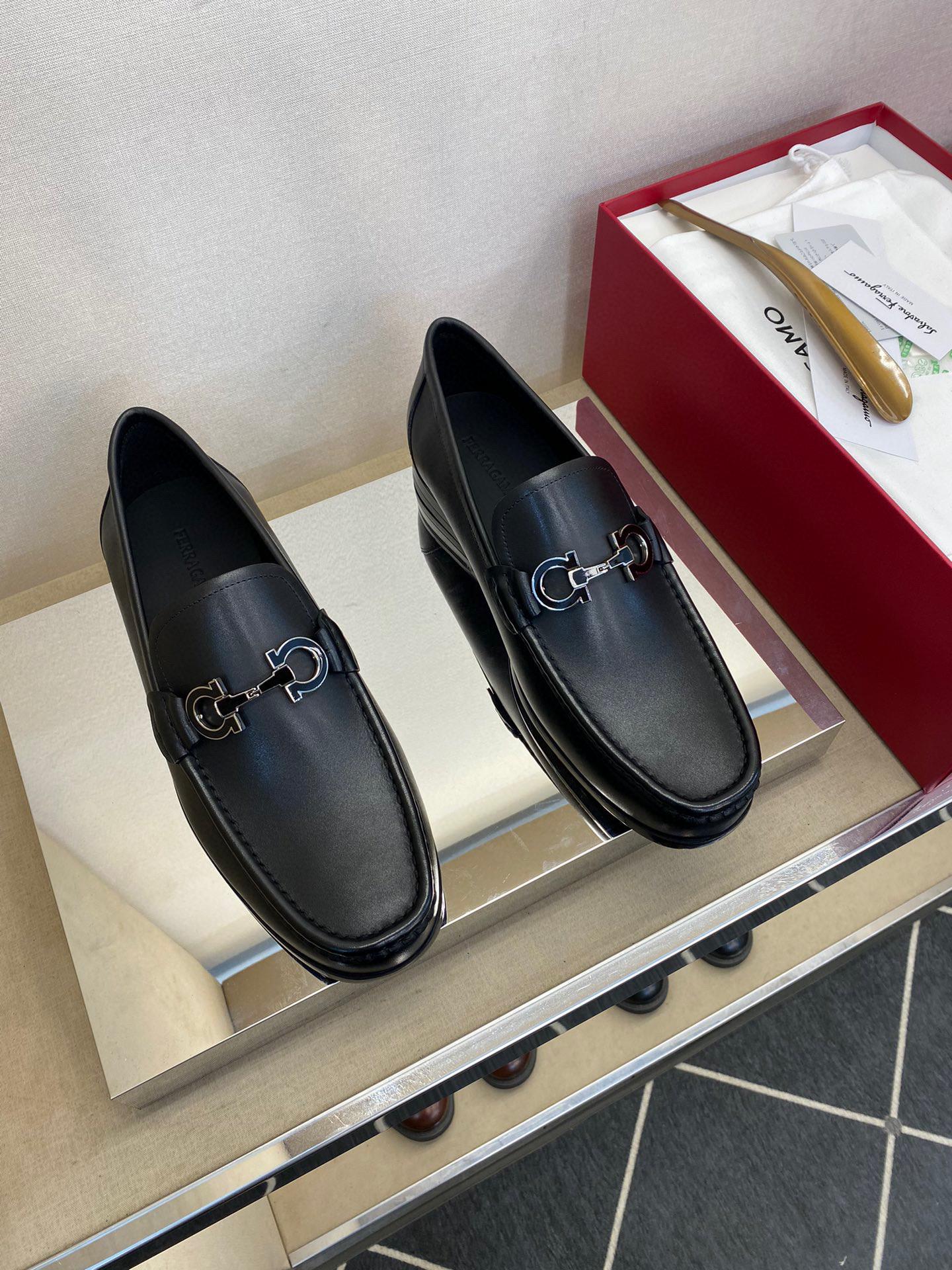 Лоферы Ferragamo 