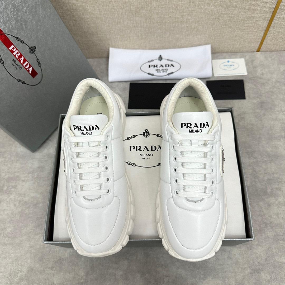 Кроссовки Prada 