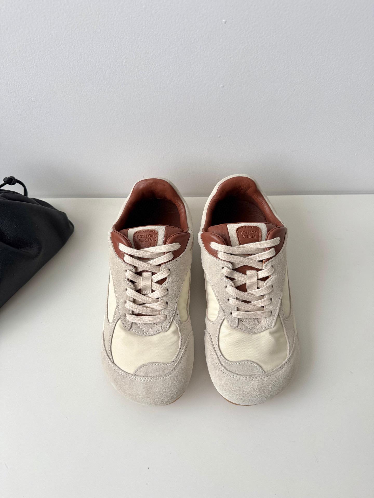 Кроссовки Bottega Veneta