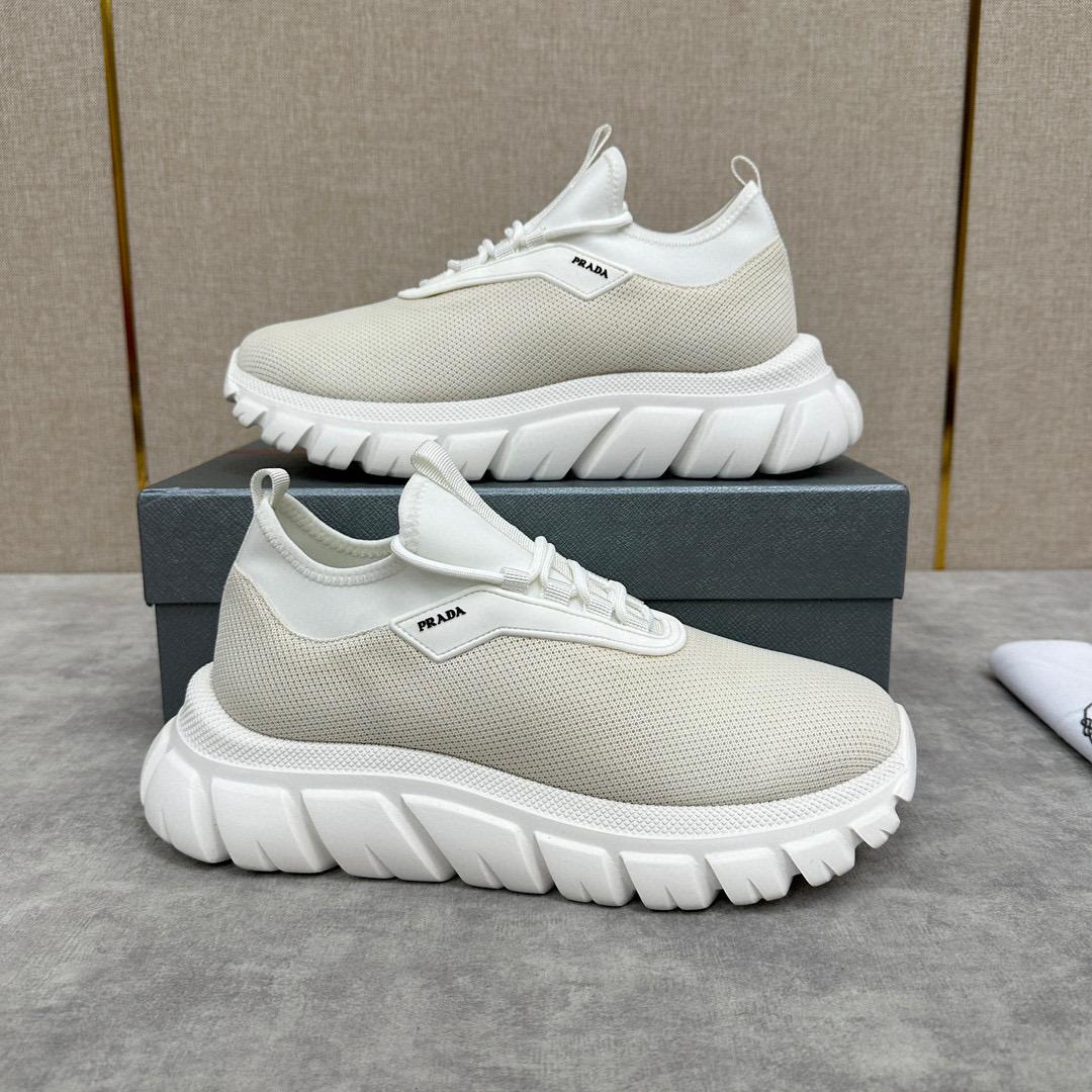 Кроссовки Prada