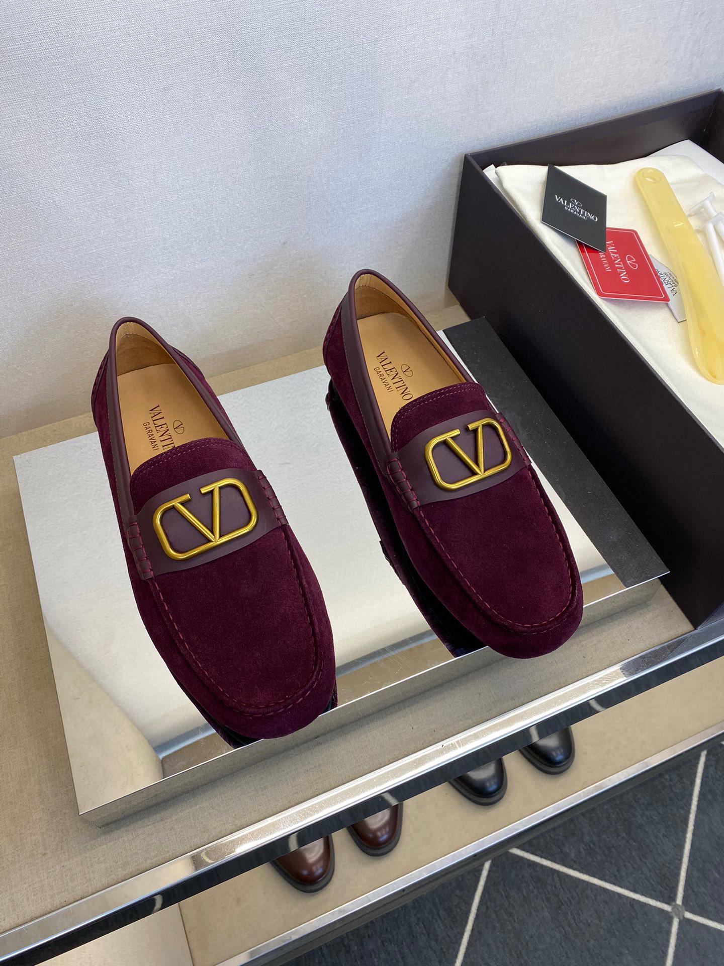 Лоферы Valentino