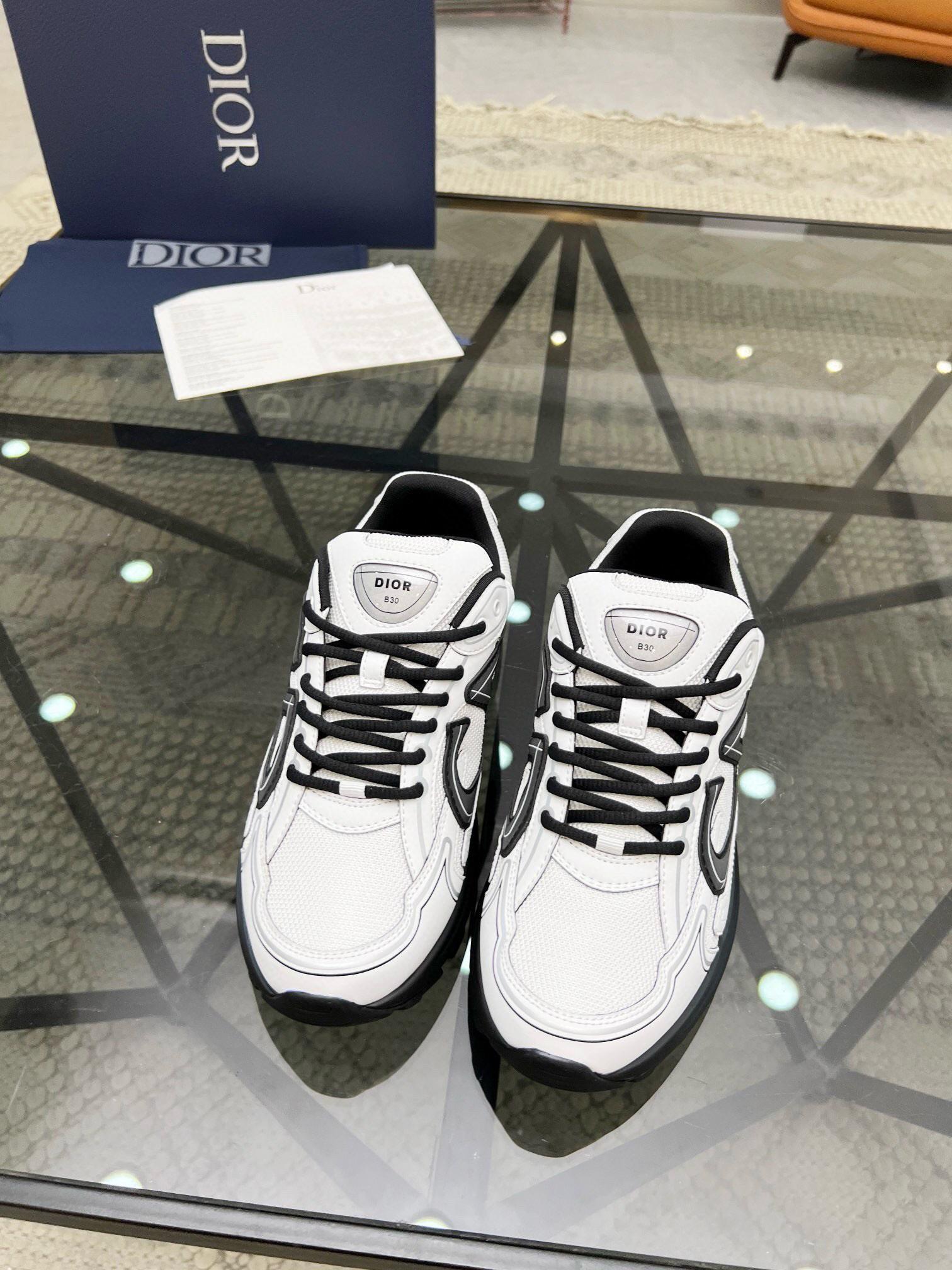 Кроссовки Dior 