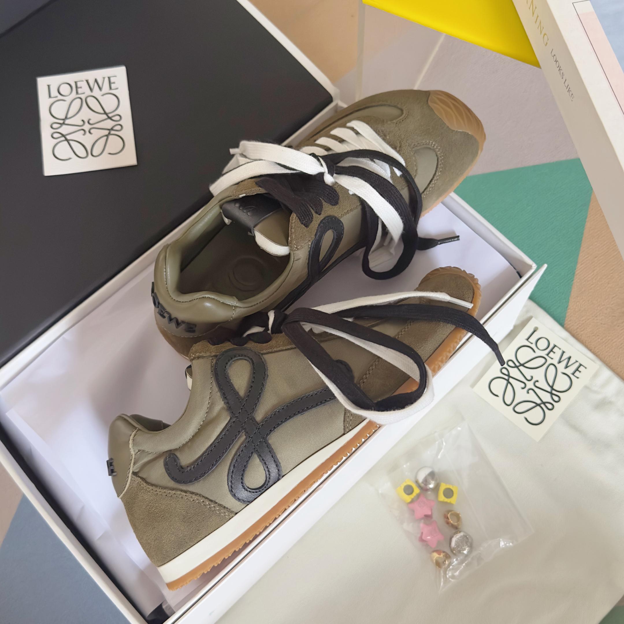 Кроссовки Loewe 