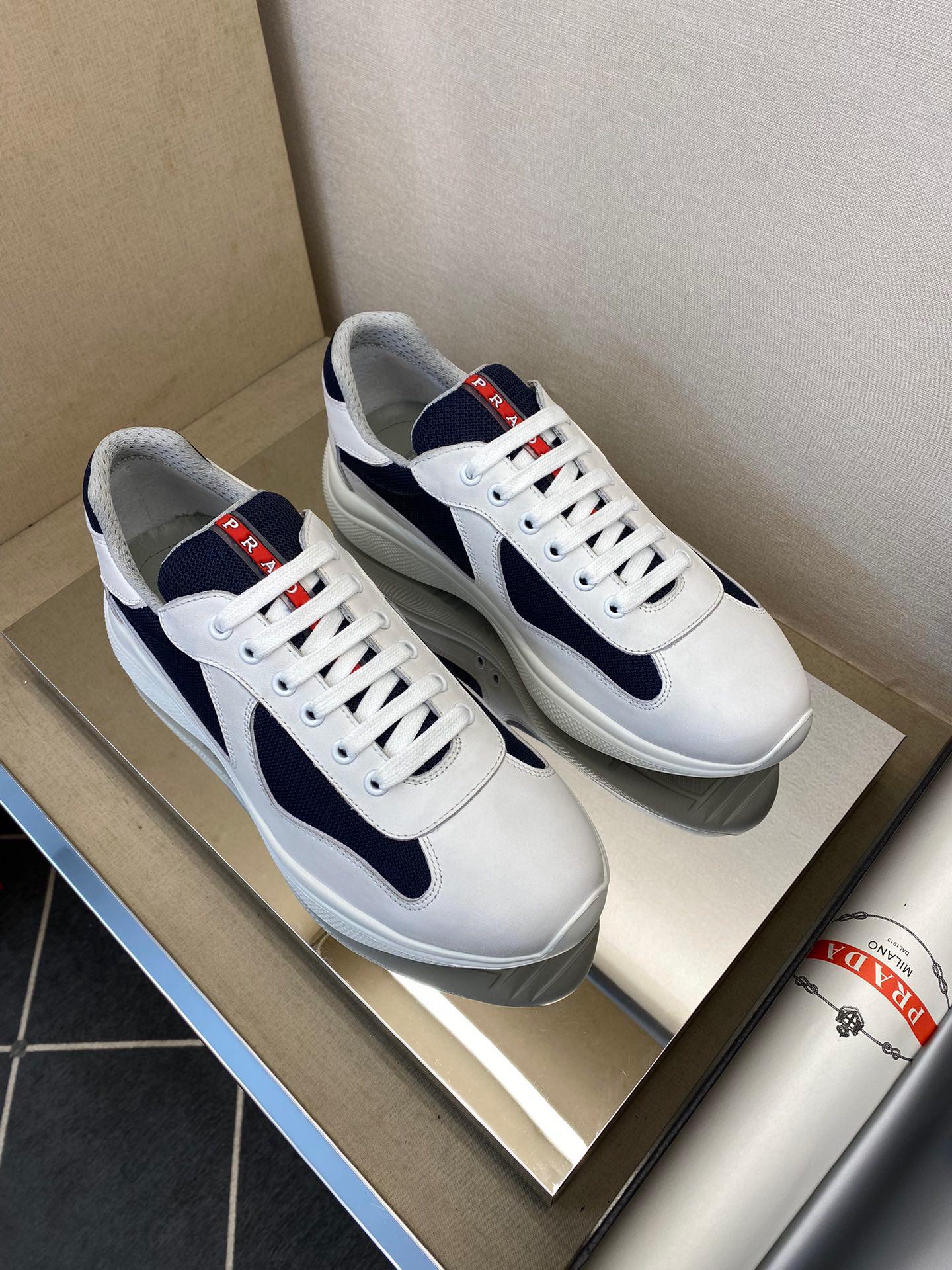 Кроссовки Prada 