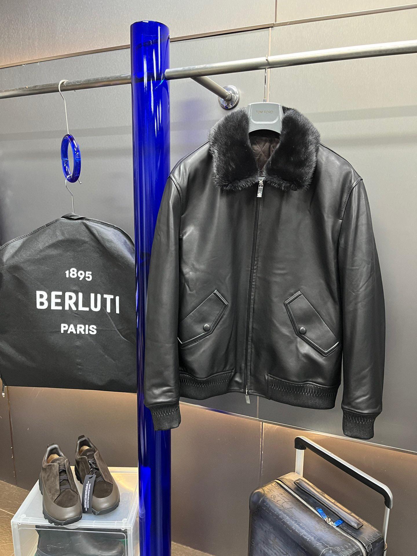 Кожаная куртка Berluti 