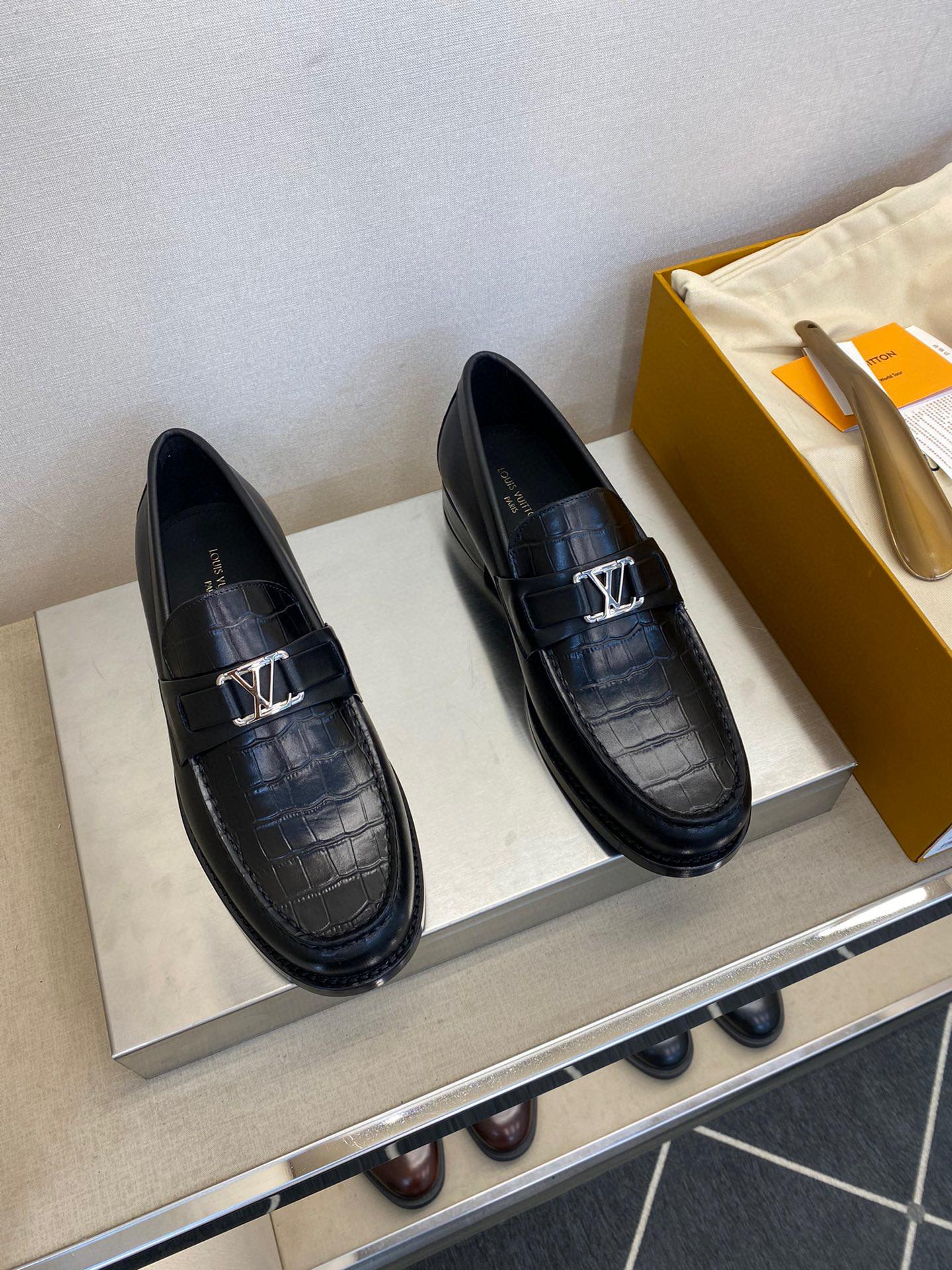 Лоферы Louis Vuitton 