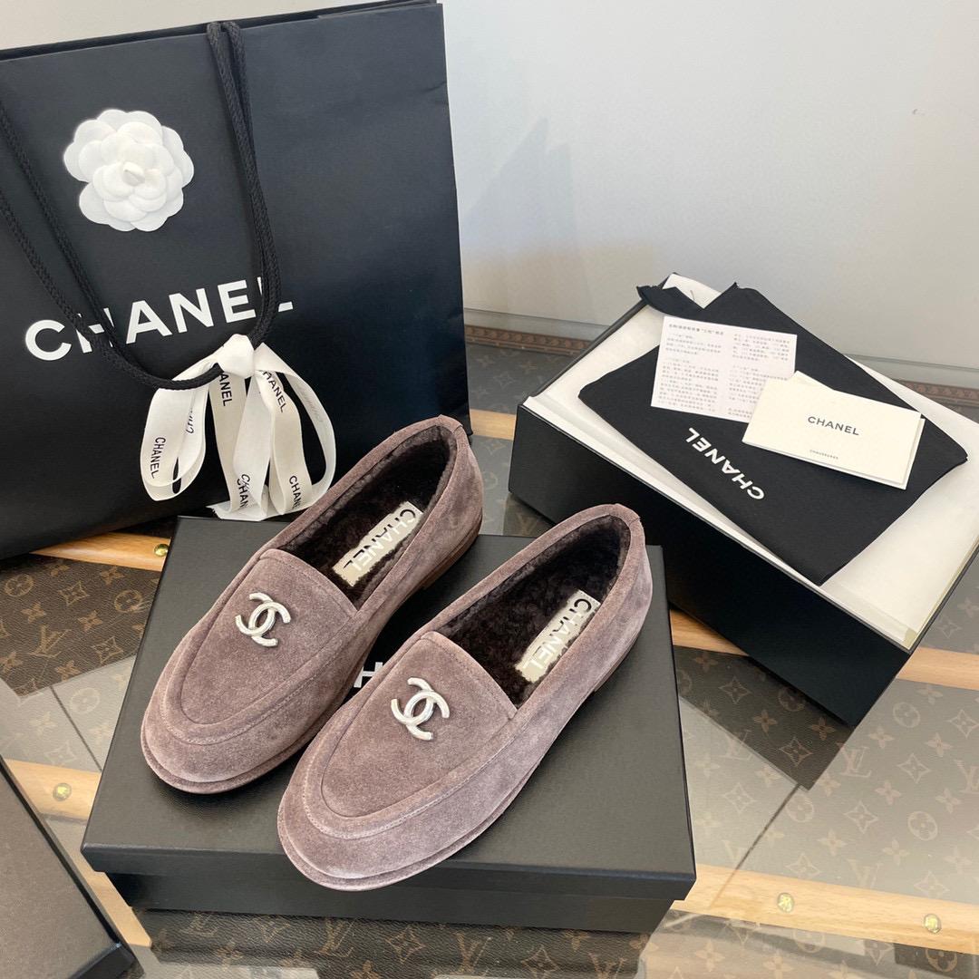 Лоферы с мехом Chanel