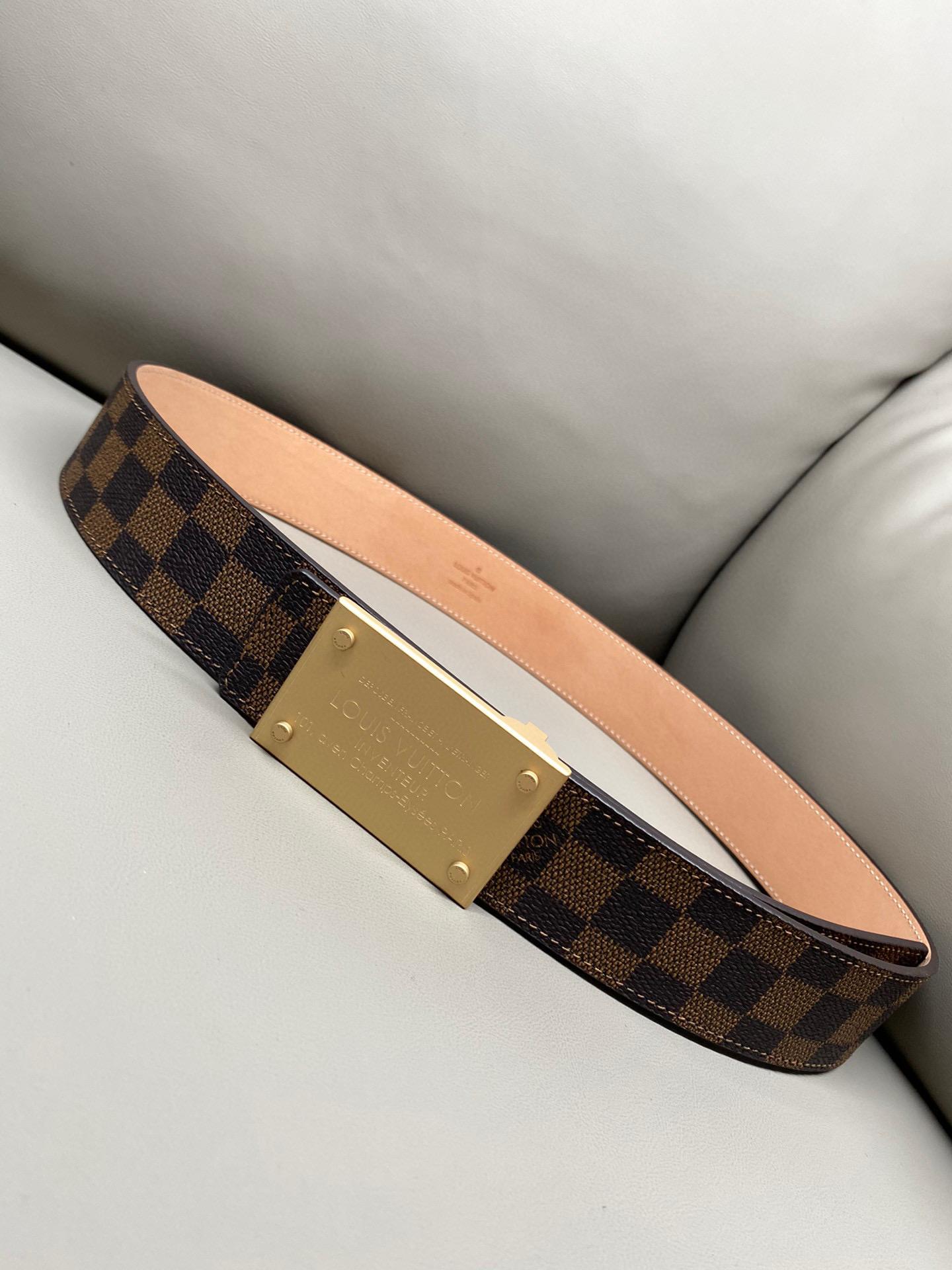 Ремни Louis Vuitton   