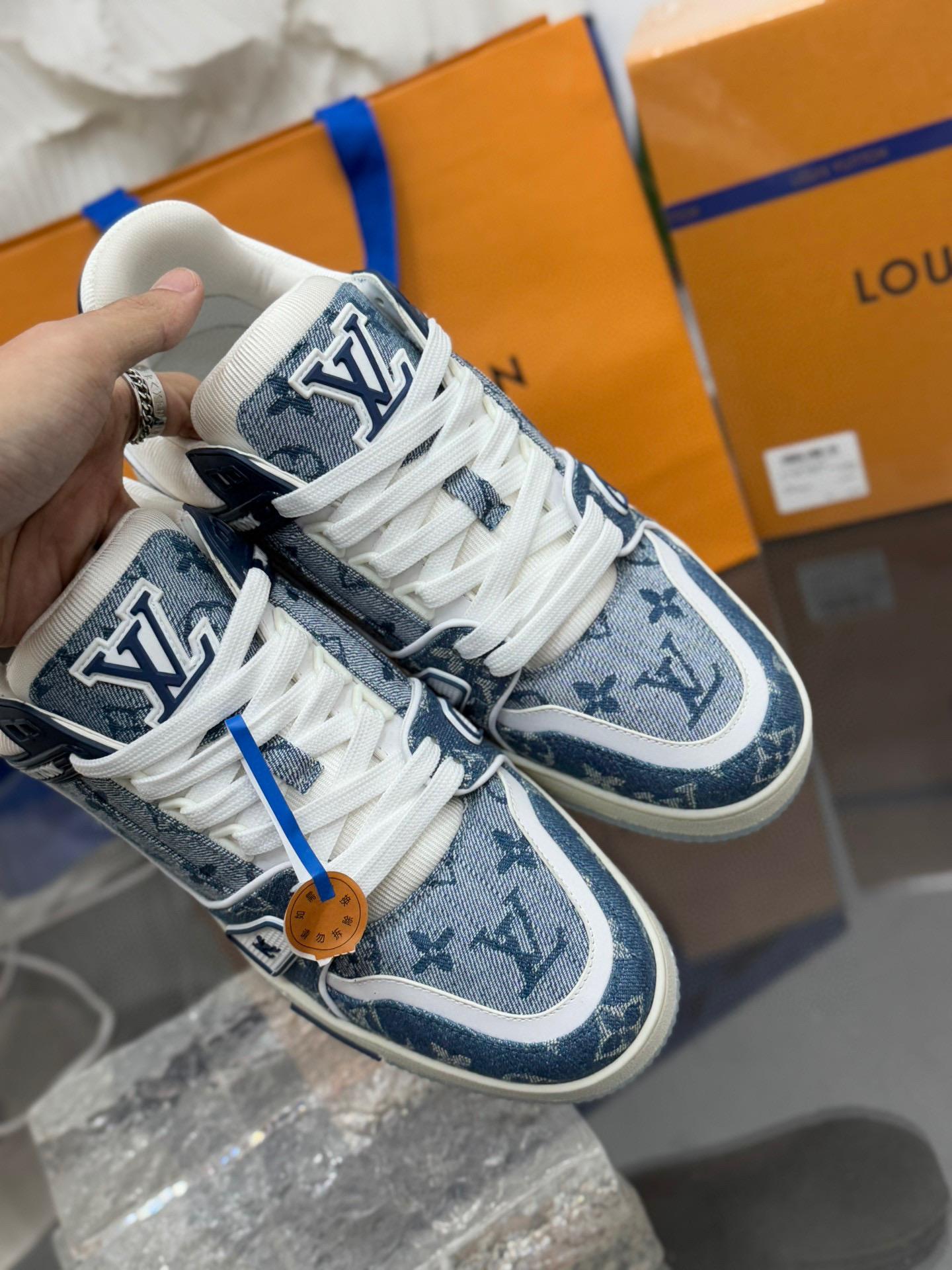 Кроссовки Louis Vuitton 