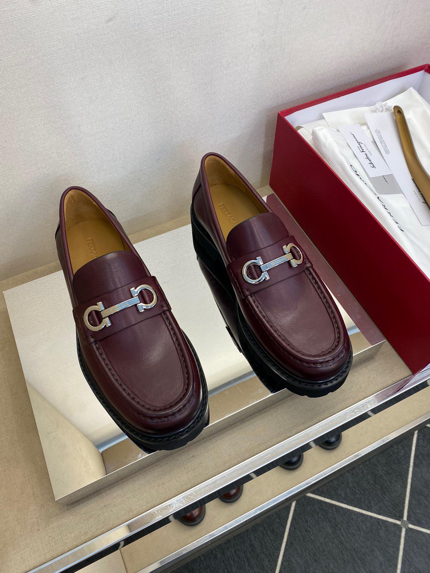 Лоферы Ferragamo