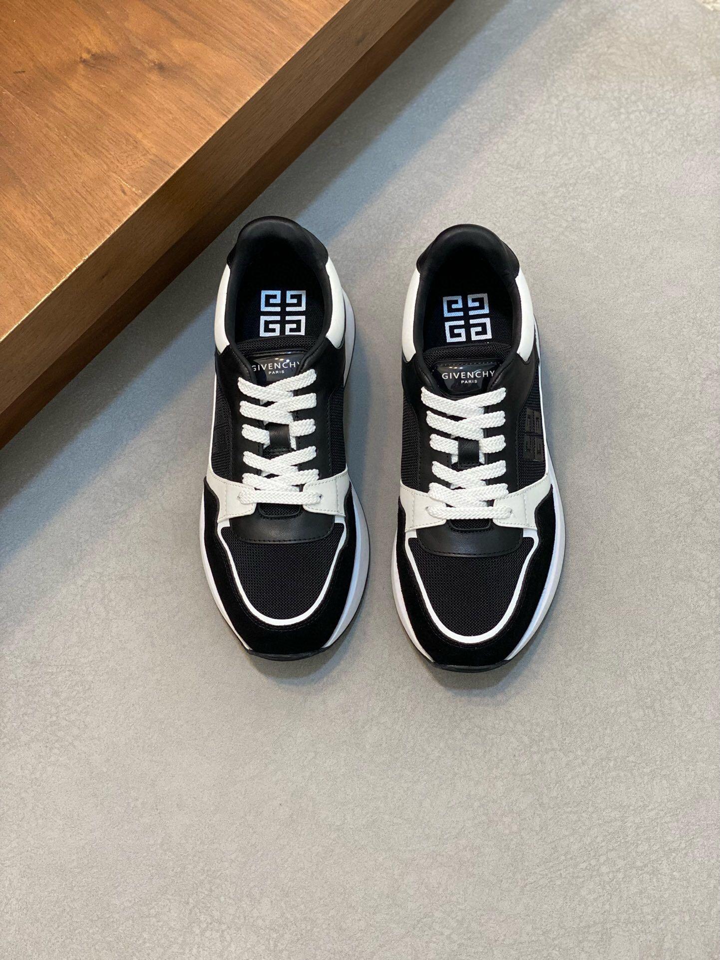 Кроссовки Givenchy 