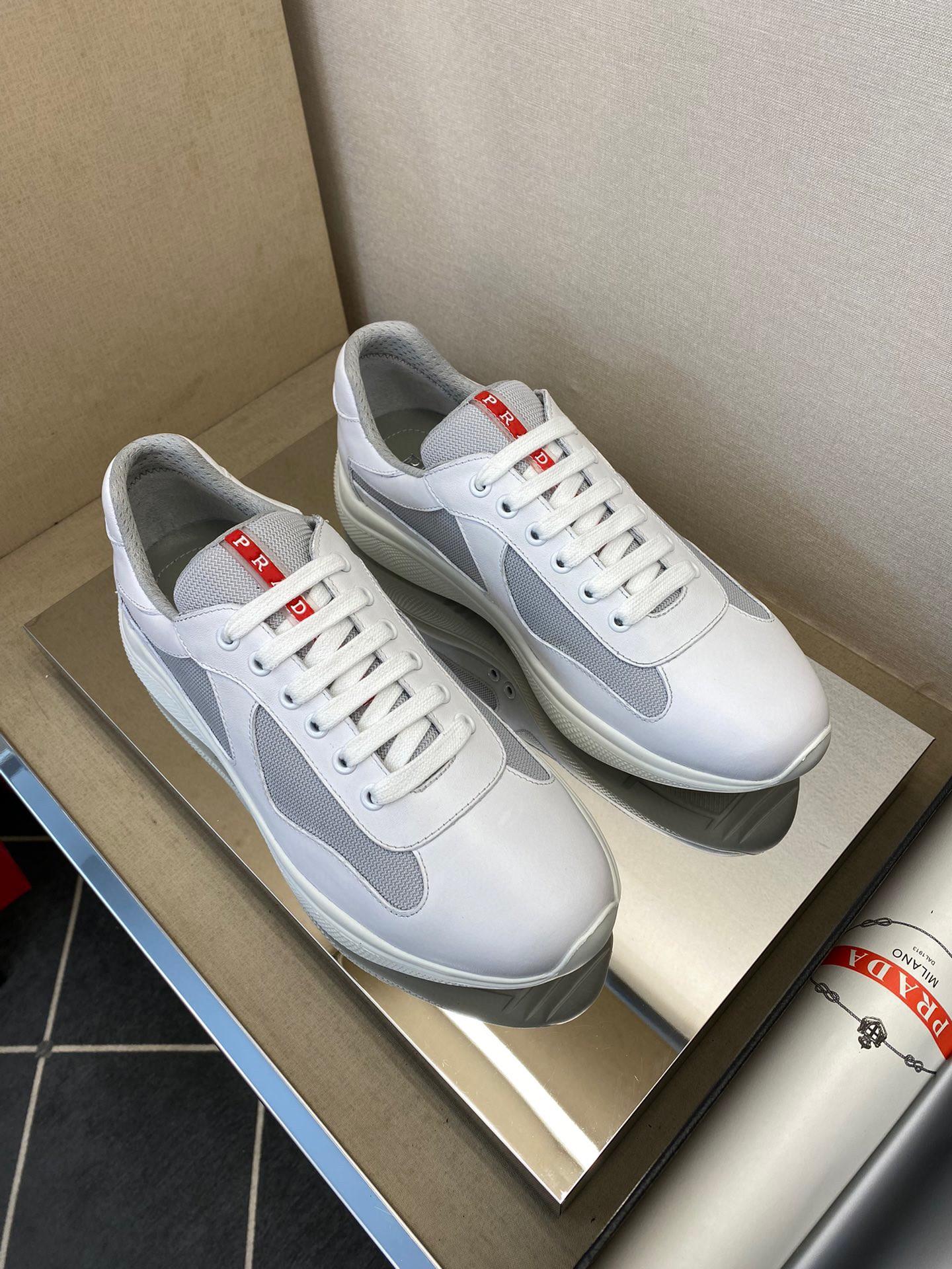 Кроссовки Prada 