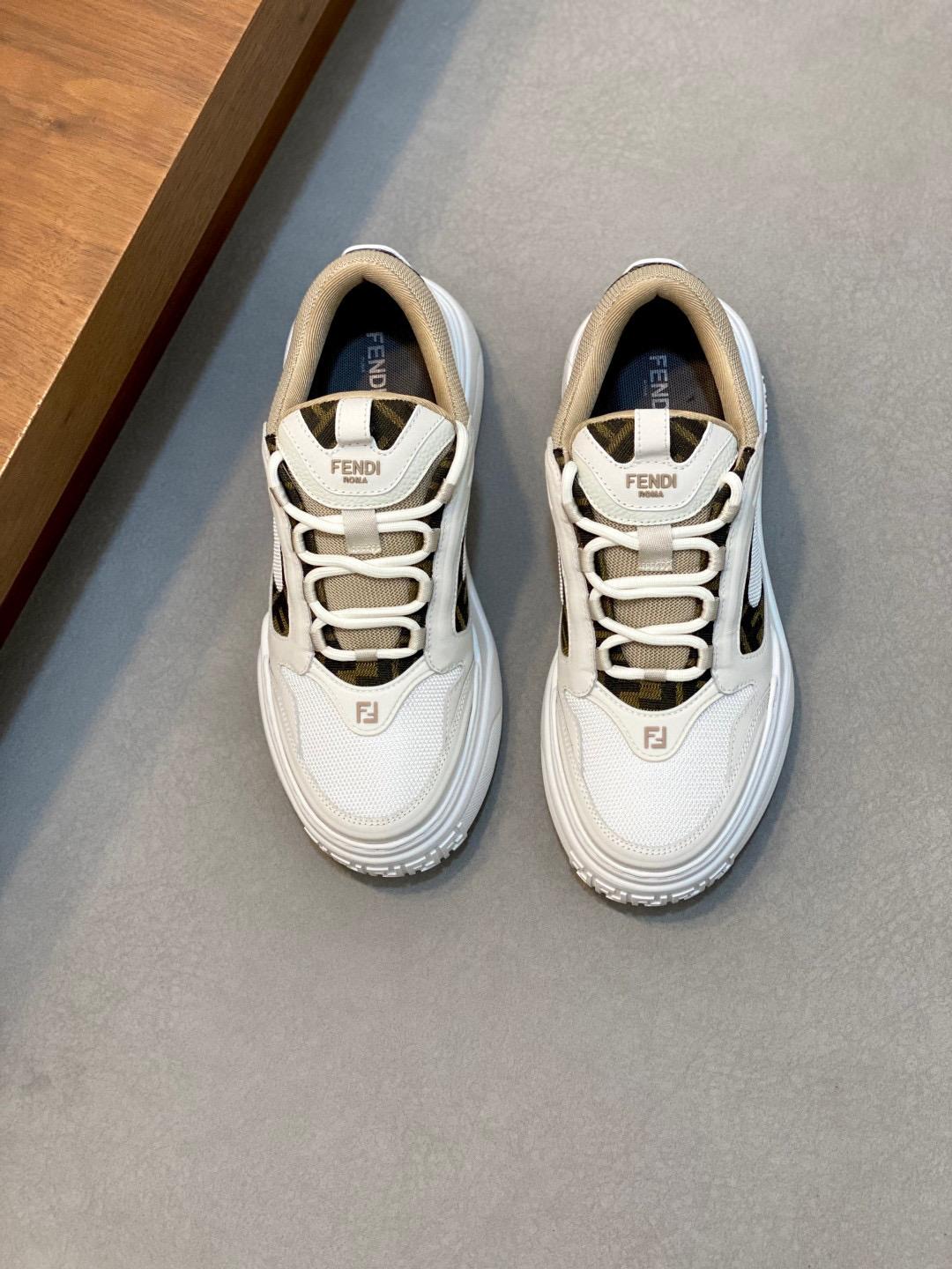 Кроссовки Fendi 