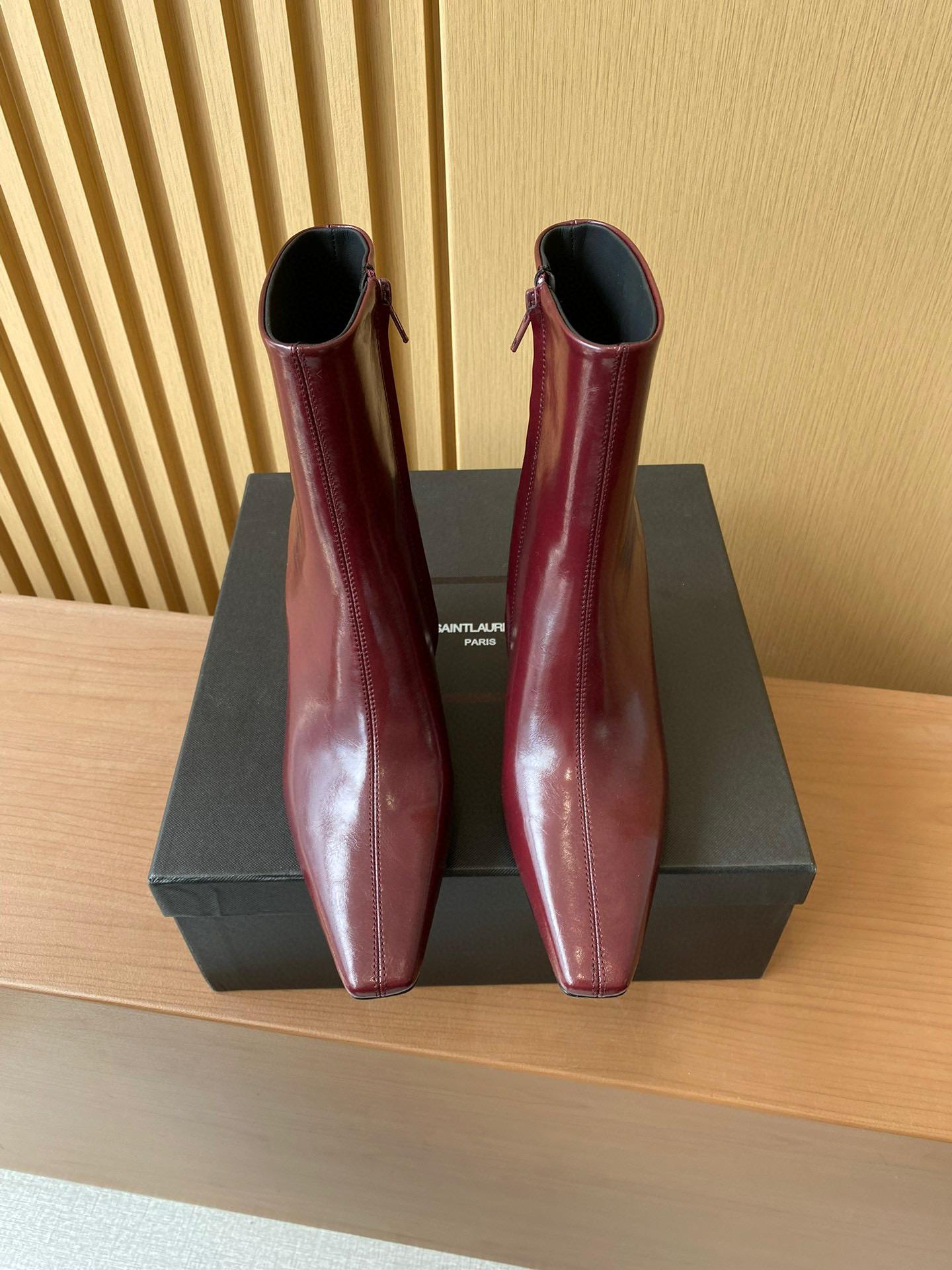 Сапоги Saint Laurent