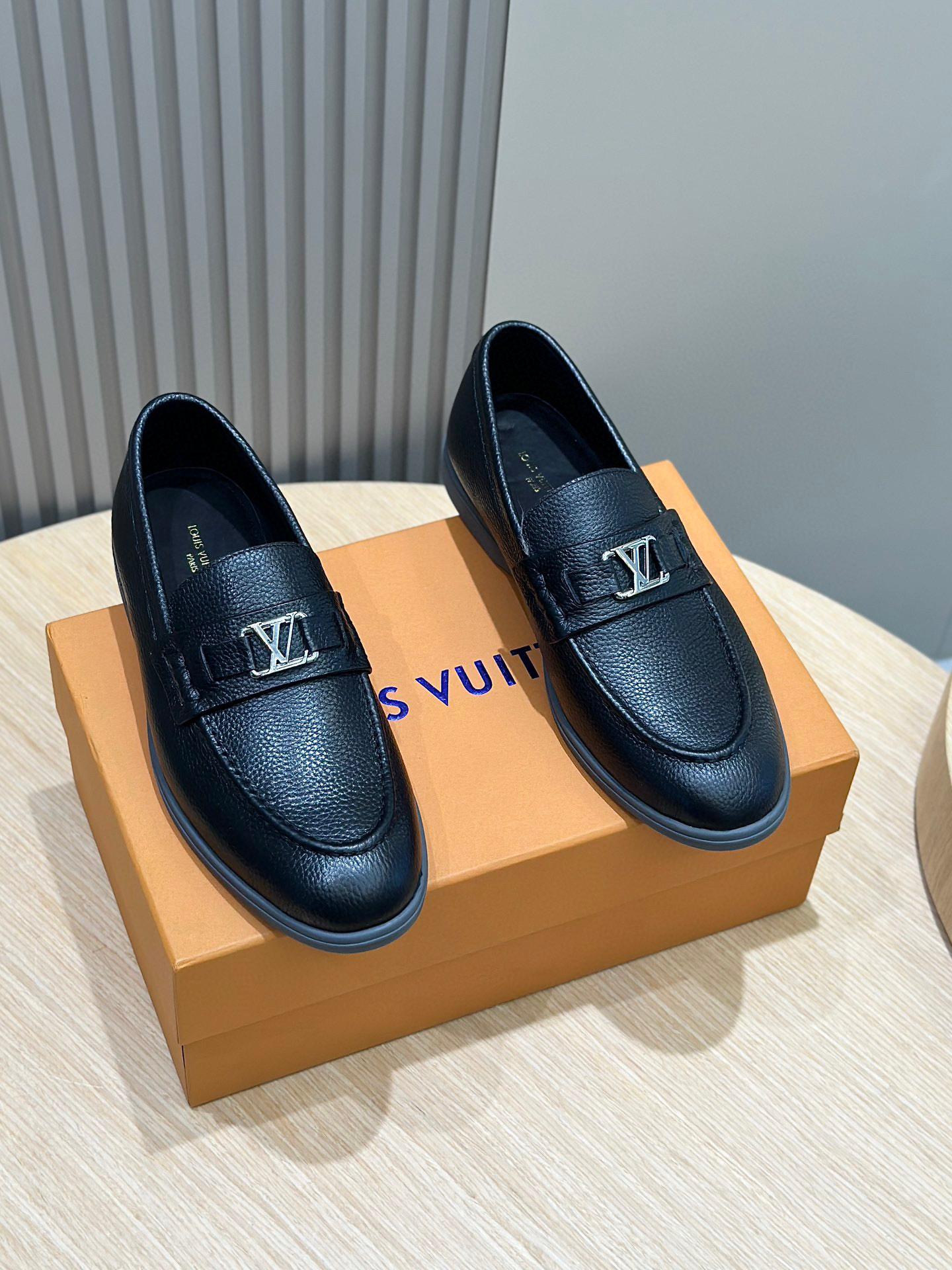 Лоферы Louis Vuitton Estate  