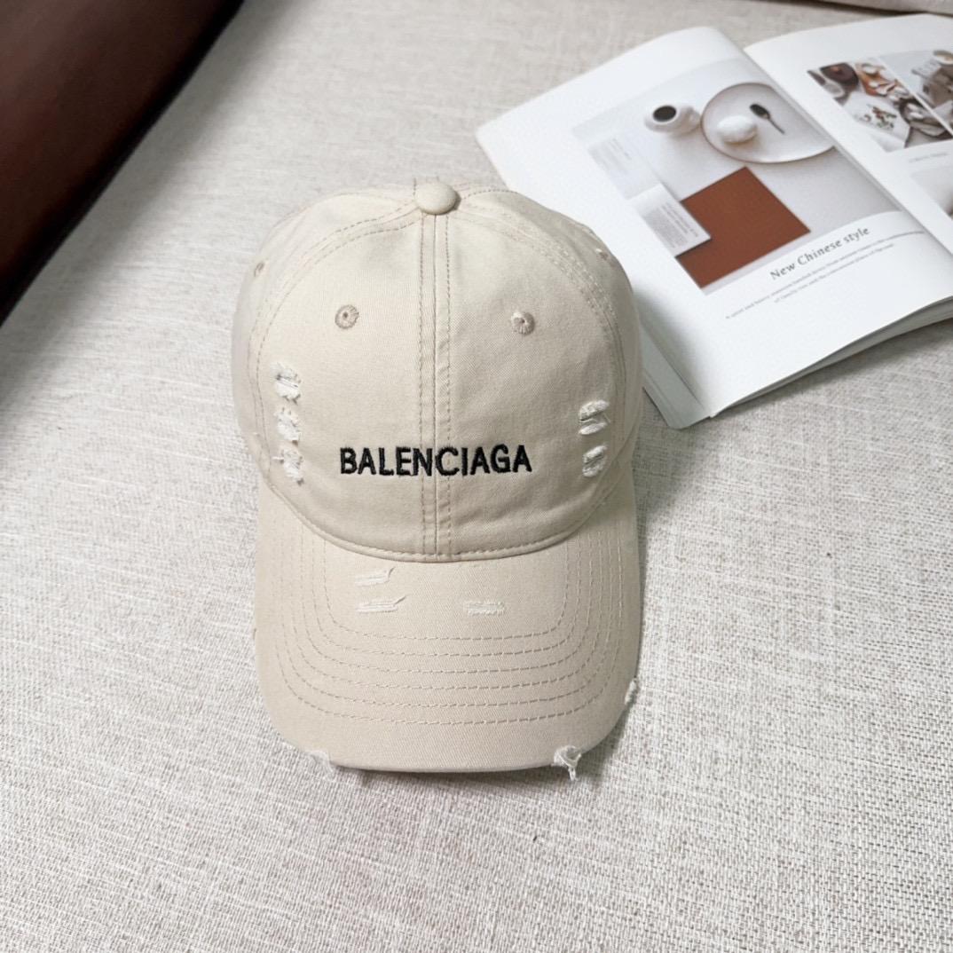 Кепка Balenciaga 