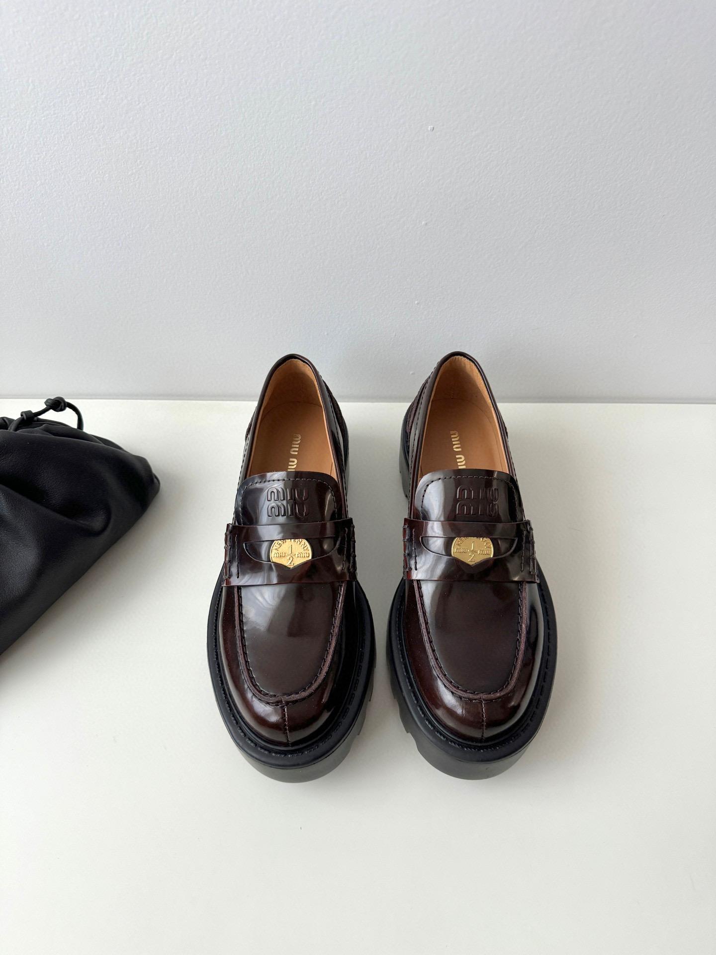 Лоферы Miu Miu 