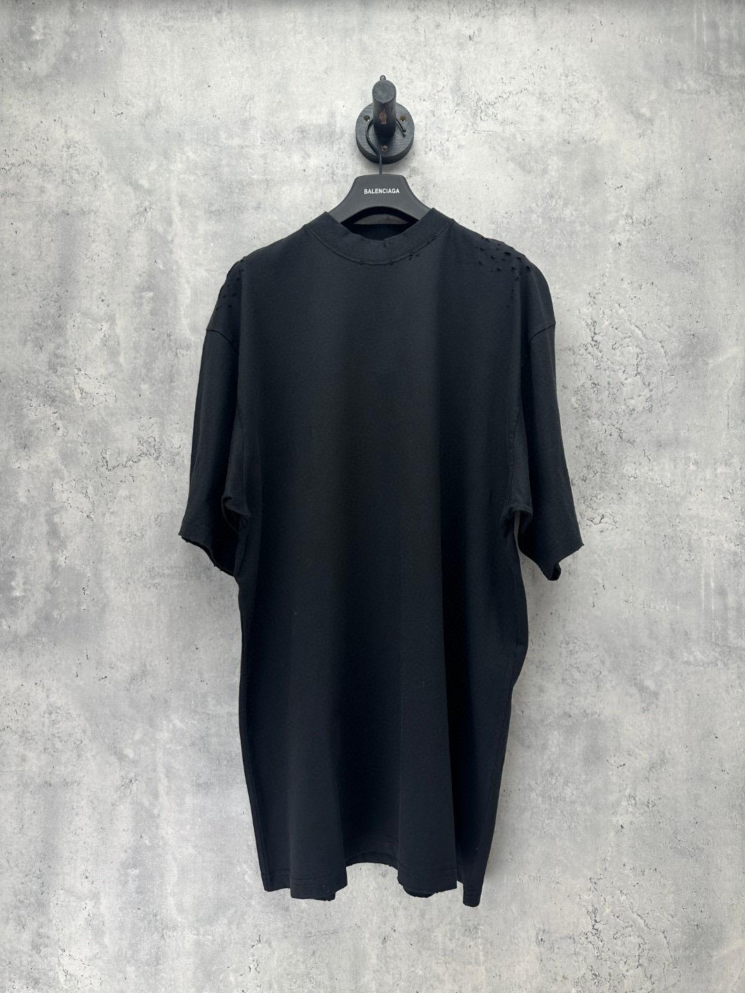 Футболка Balenciaga