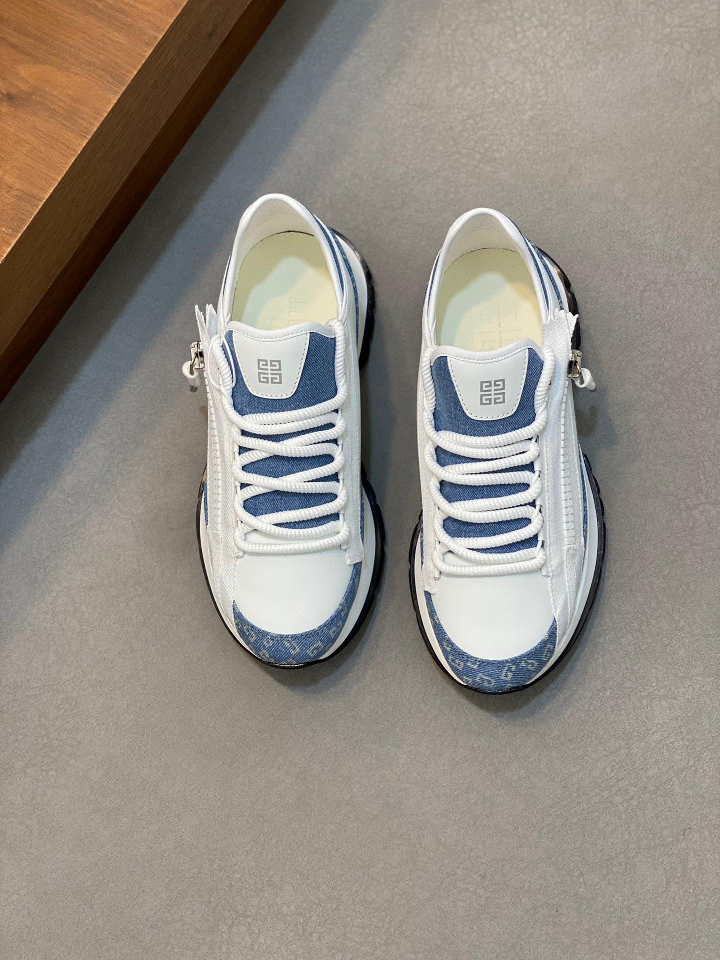 Кроссовки Givenchy