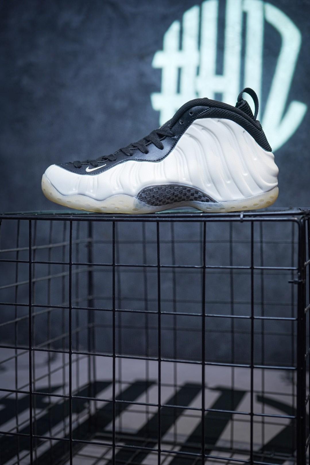 Кроссовки Nike