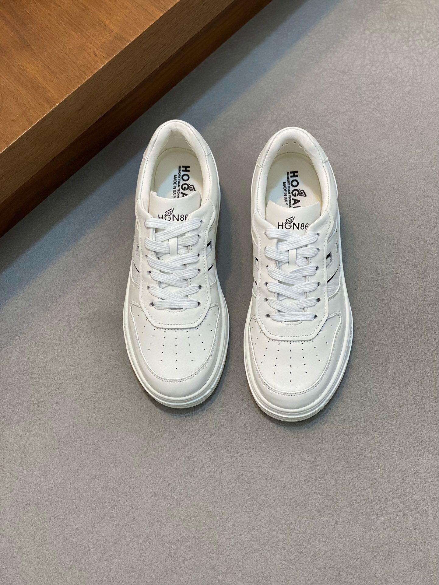 Кроссовки Hogan 