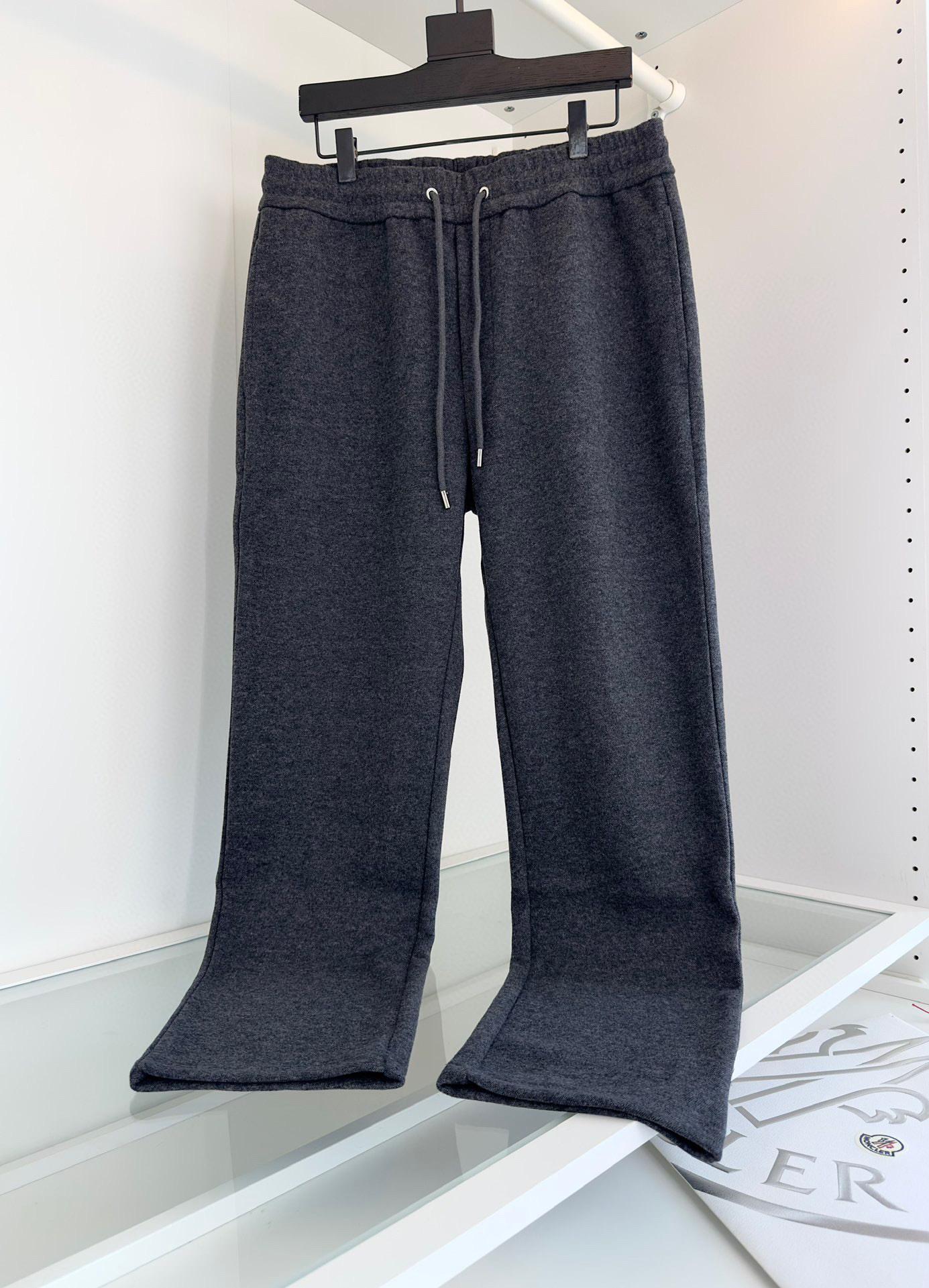 Спортивные штаны Moncler  