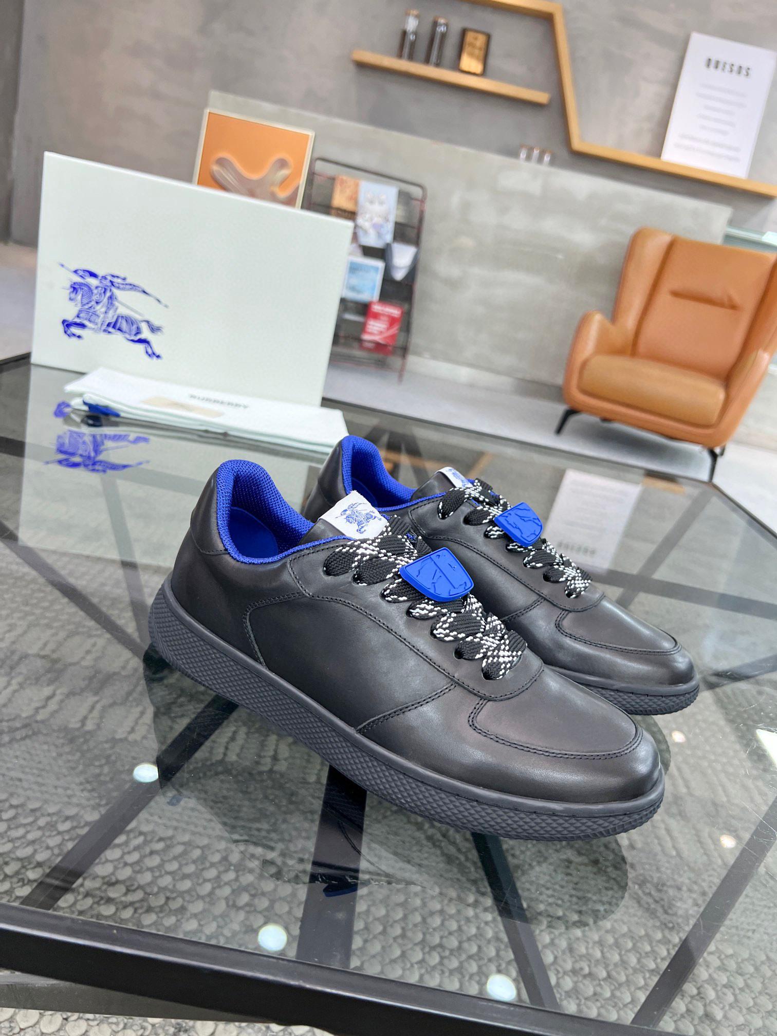 Кроссовки Burberry 