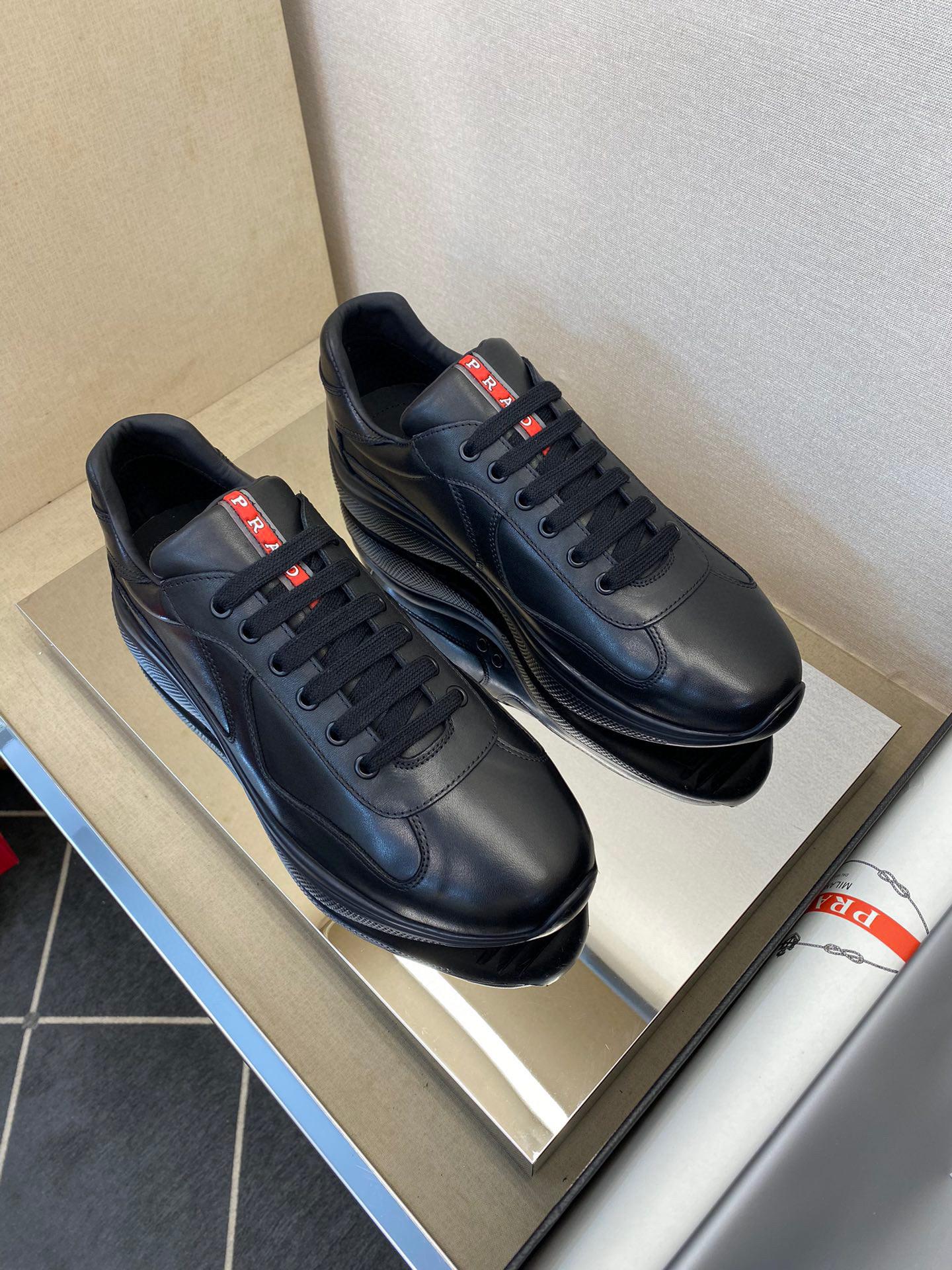 Кроссовки Prada 