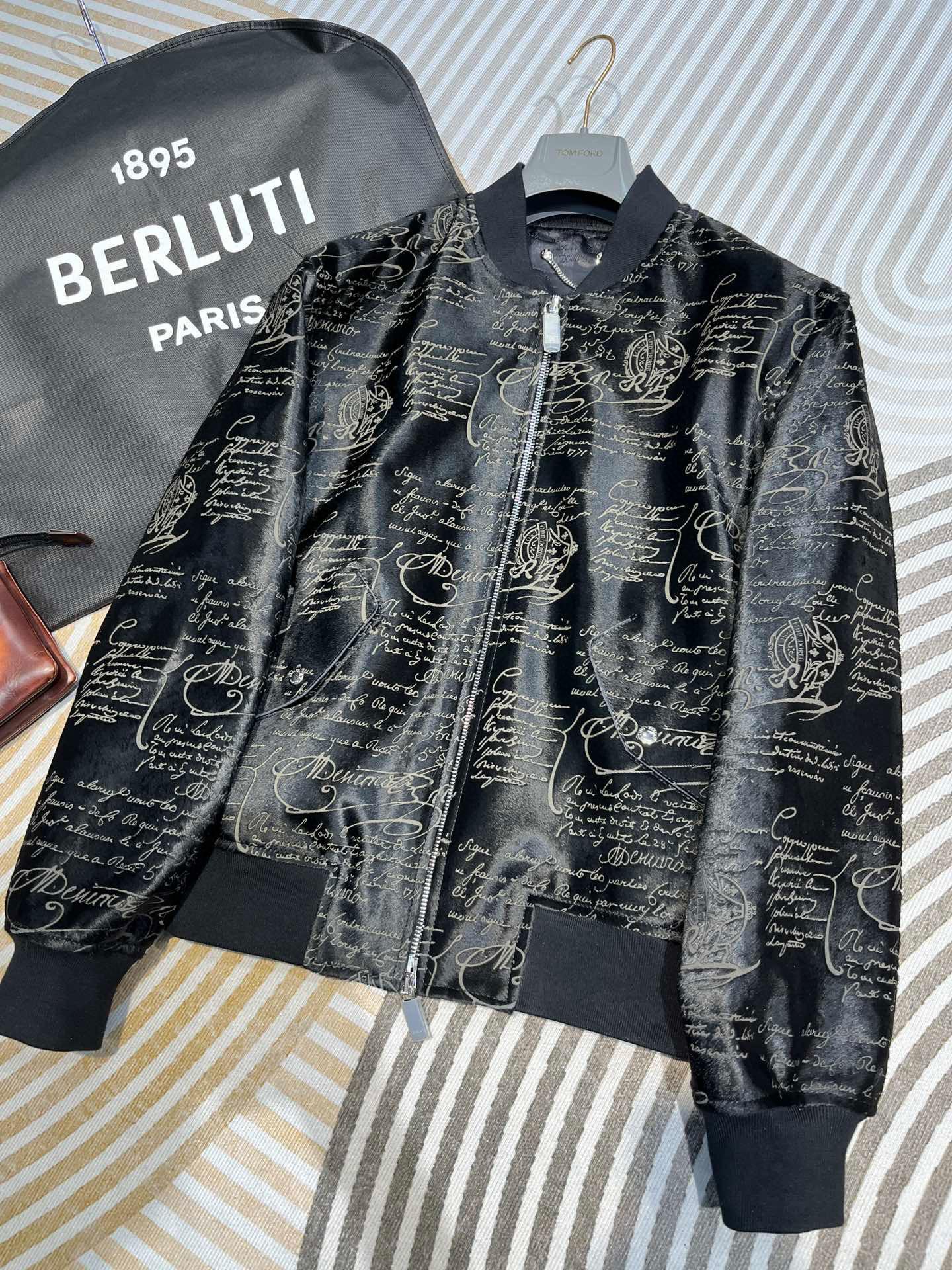 Кожаная куртка Berluti 