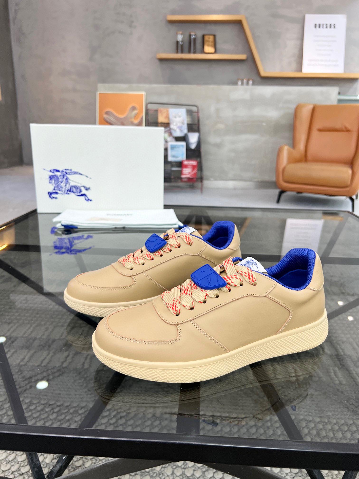 Кроссовки Burberry 