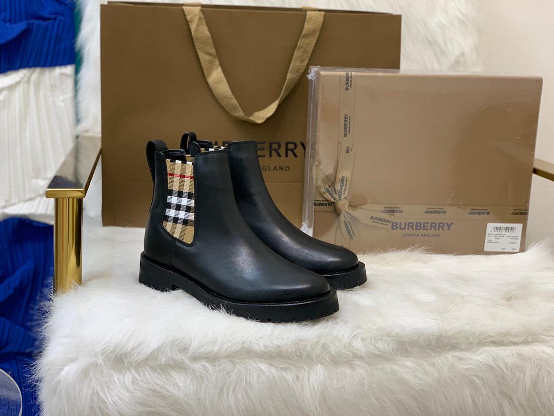 Кожаные сапоги Burberry 
