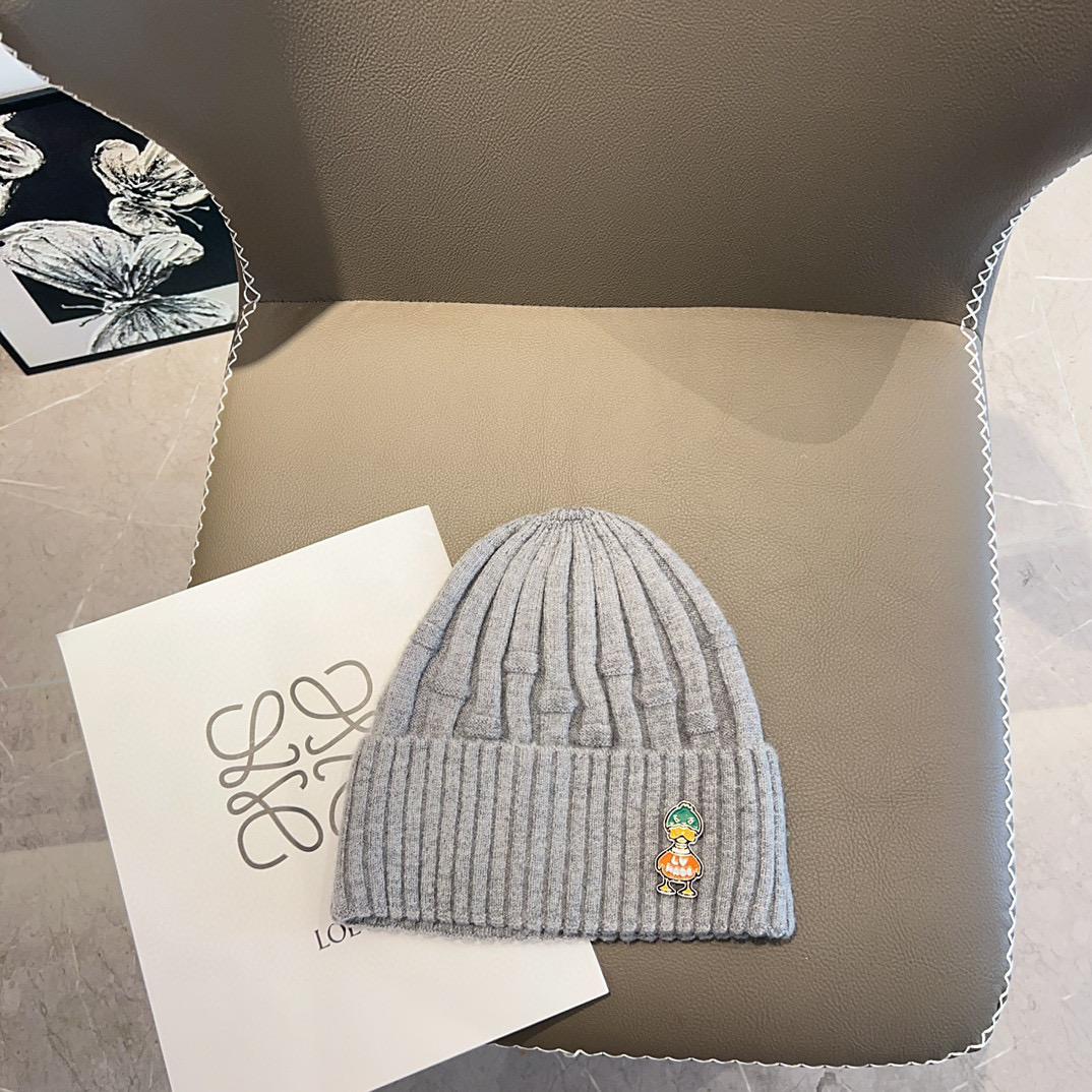Шапка Louis Vuitton 
