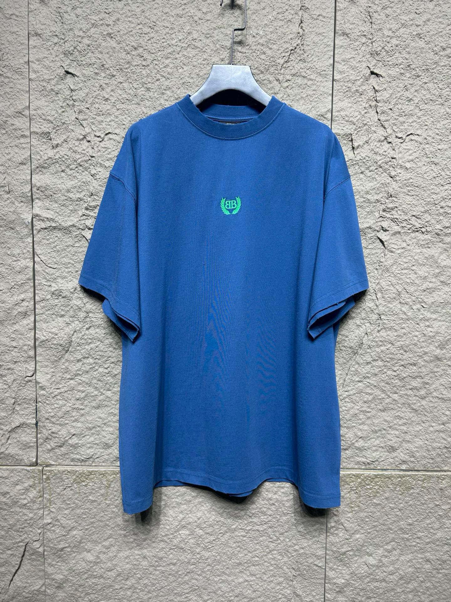 Футболка Balenciaga 