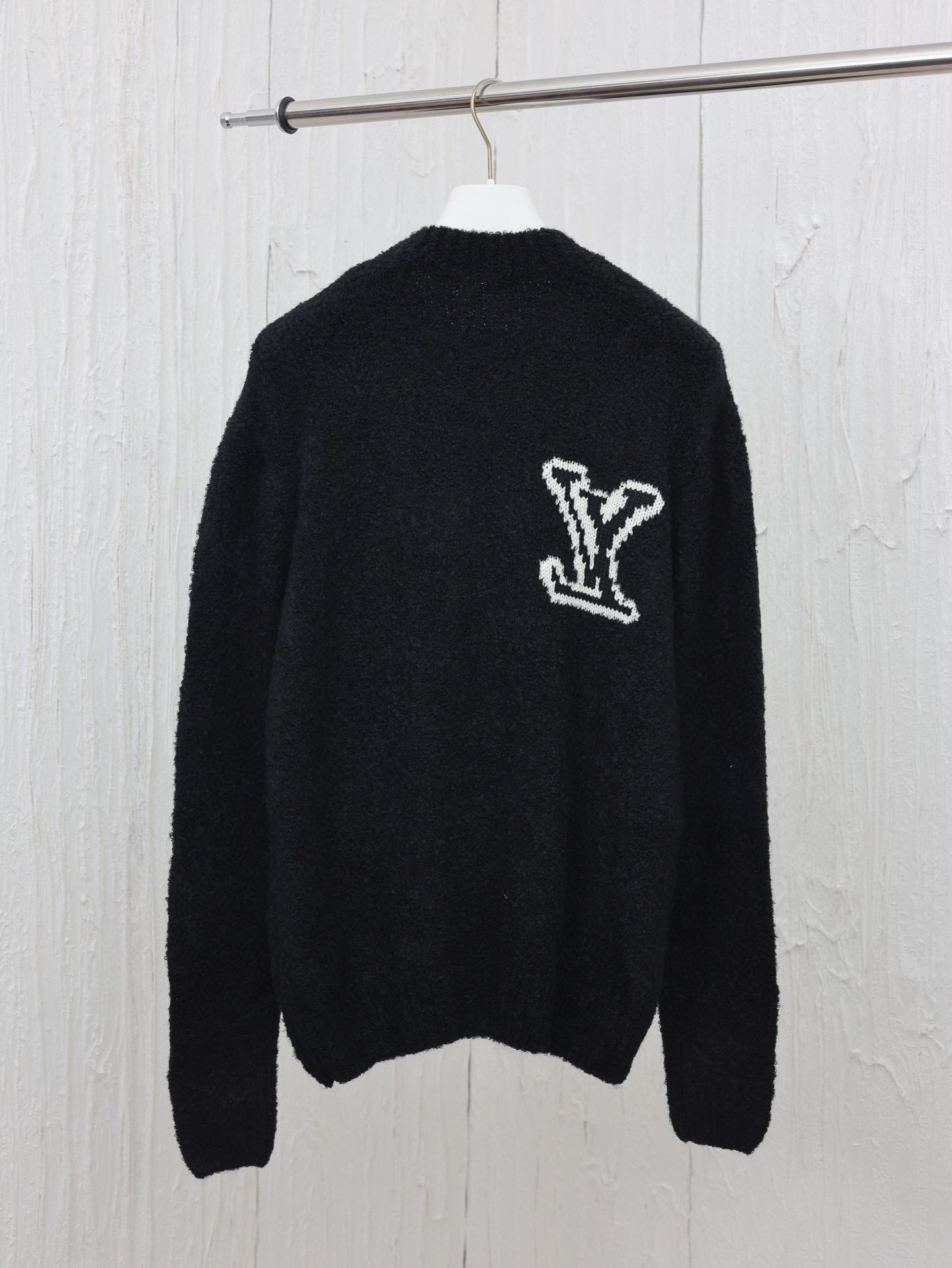 Свитер Louis Vuitton 