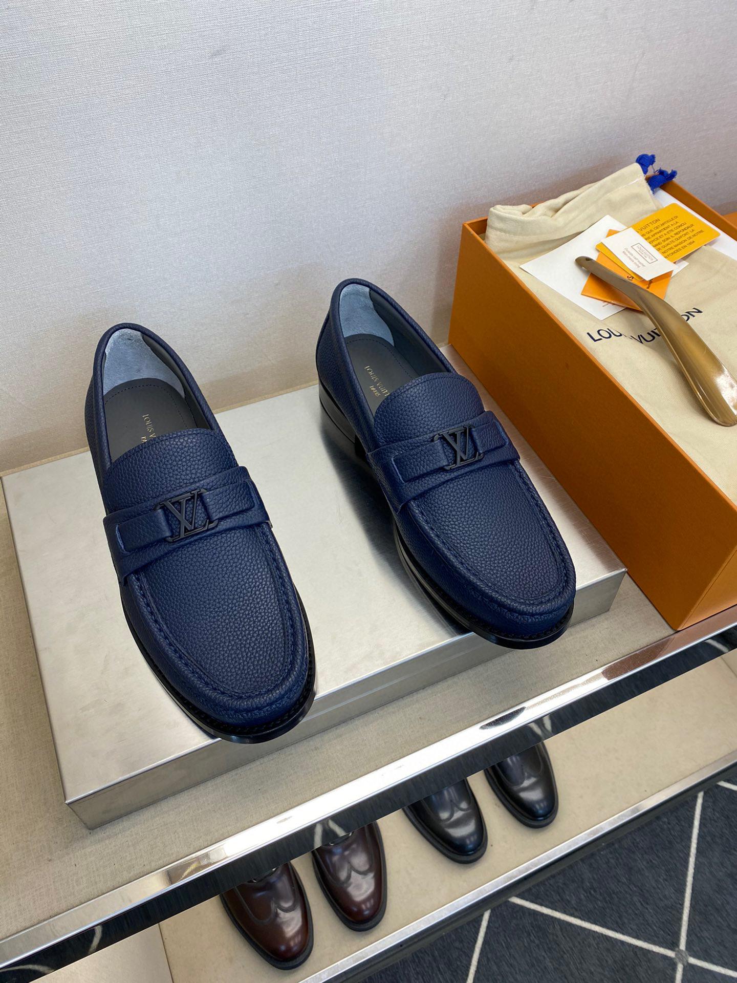 Лоферы Louis Vuitton 