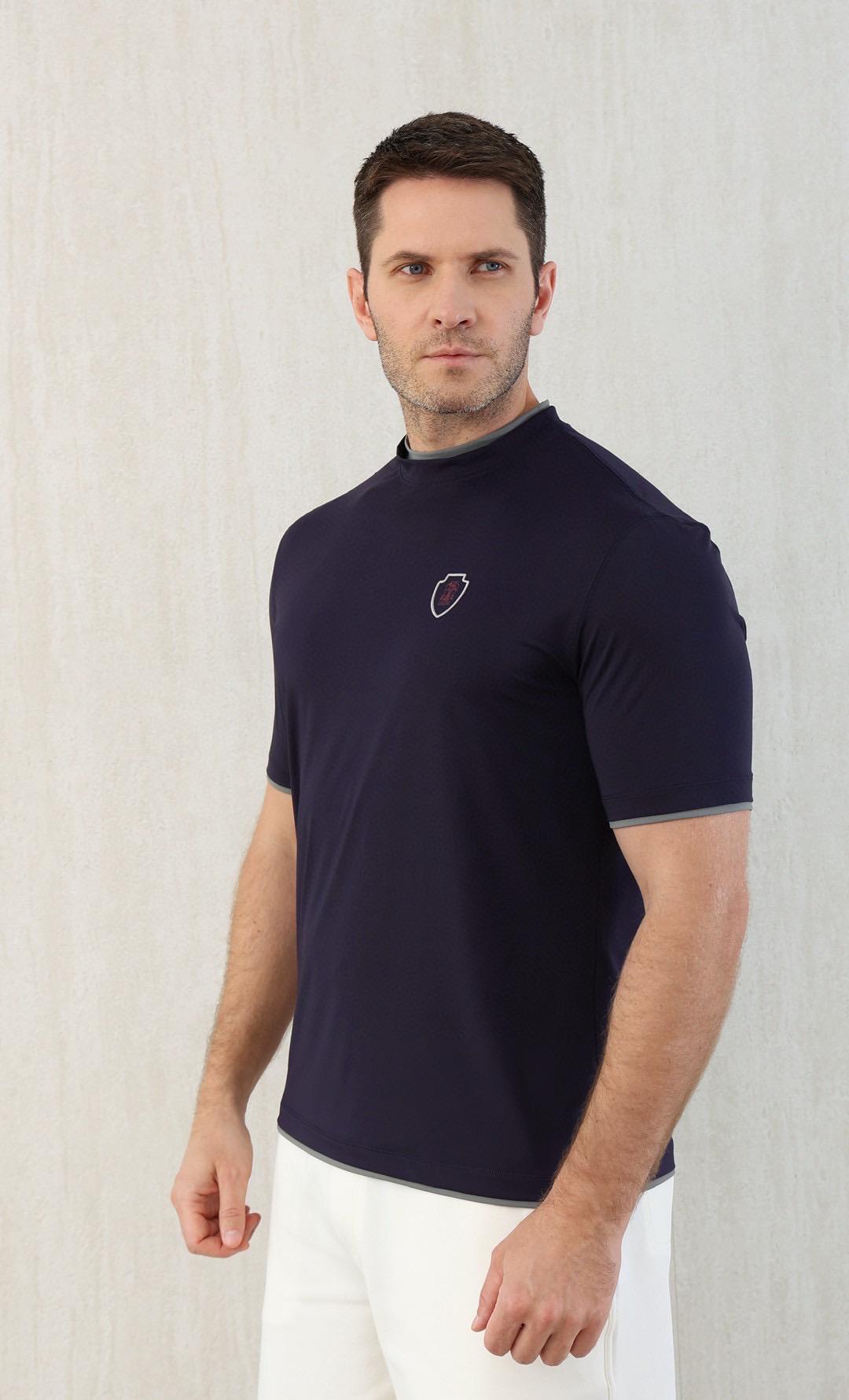 Футболка Brunello Cucunelli 