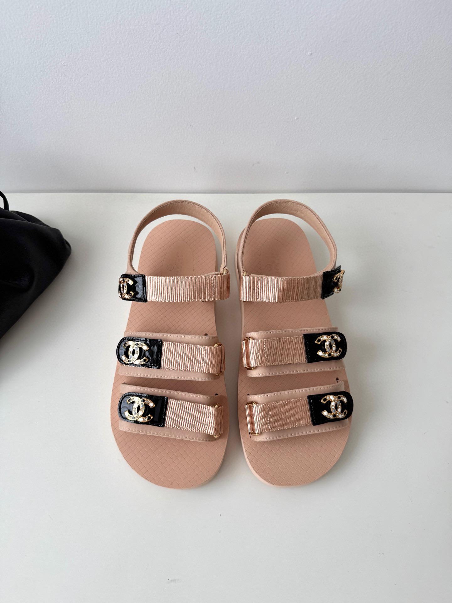 Сандалии Chanel