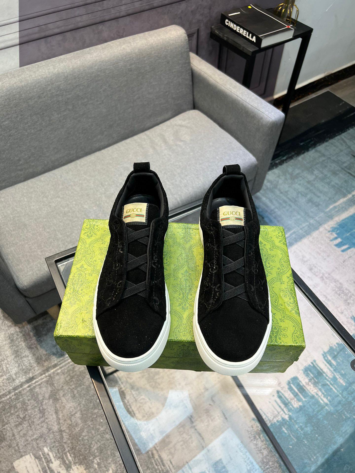 Кроссовки Gucci 