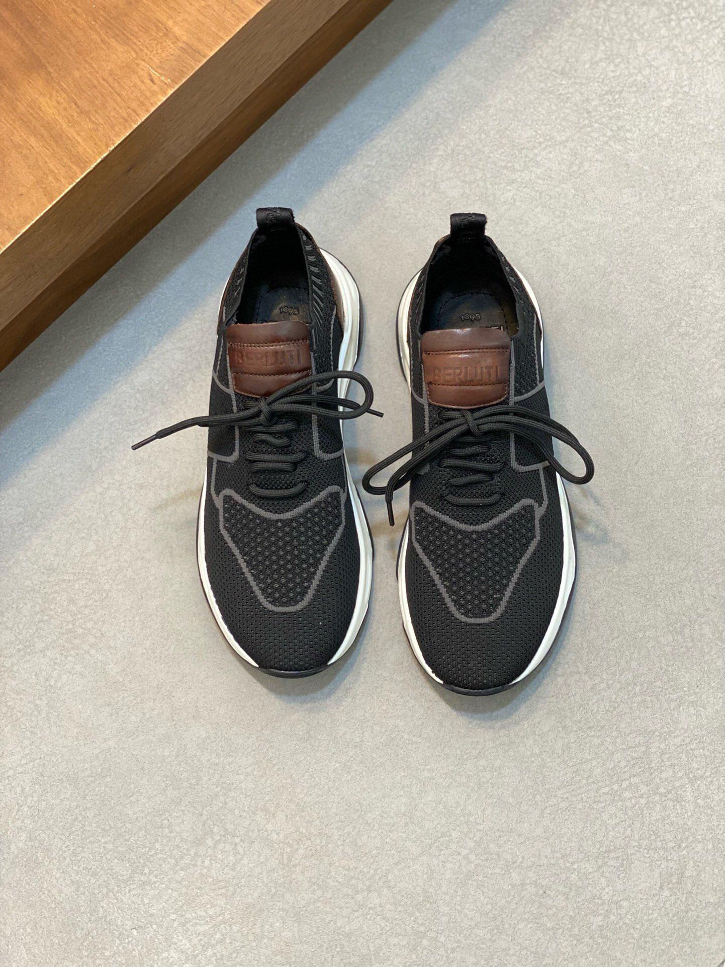 Кроссовки Berluti